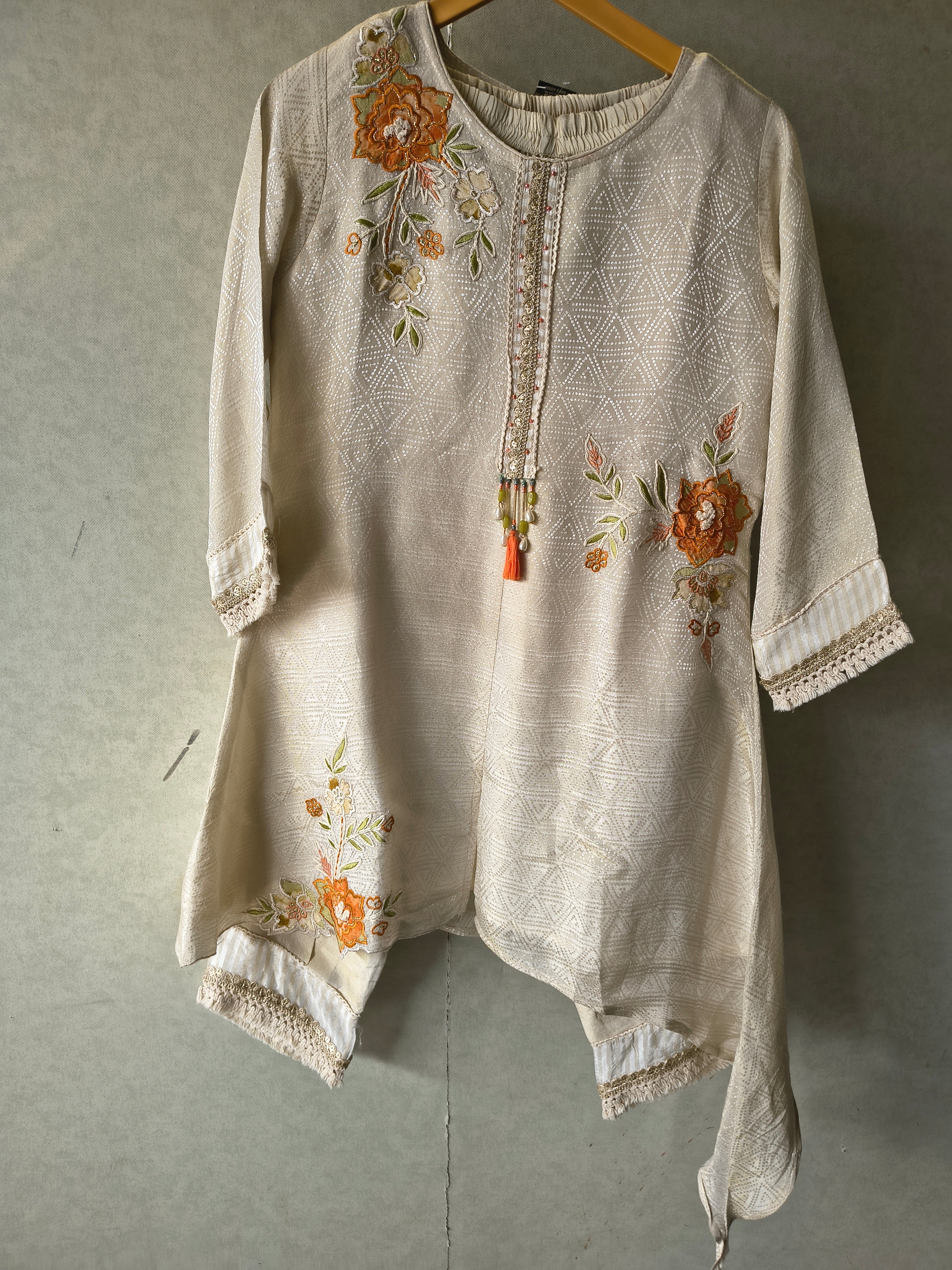 Image of Ivory Floral Embroidered Premium Asymmetrical Kurta Pant Co-Ord Set