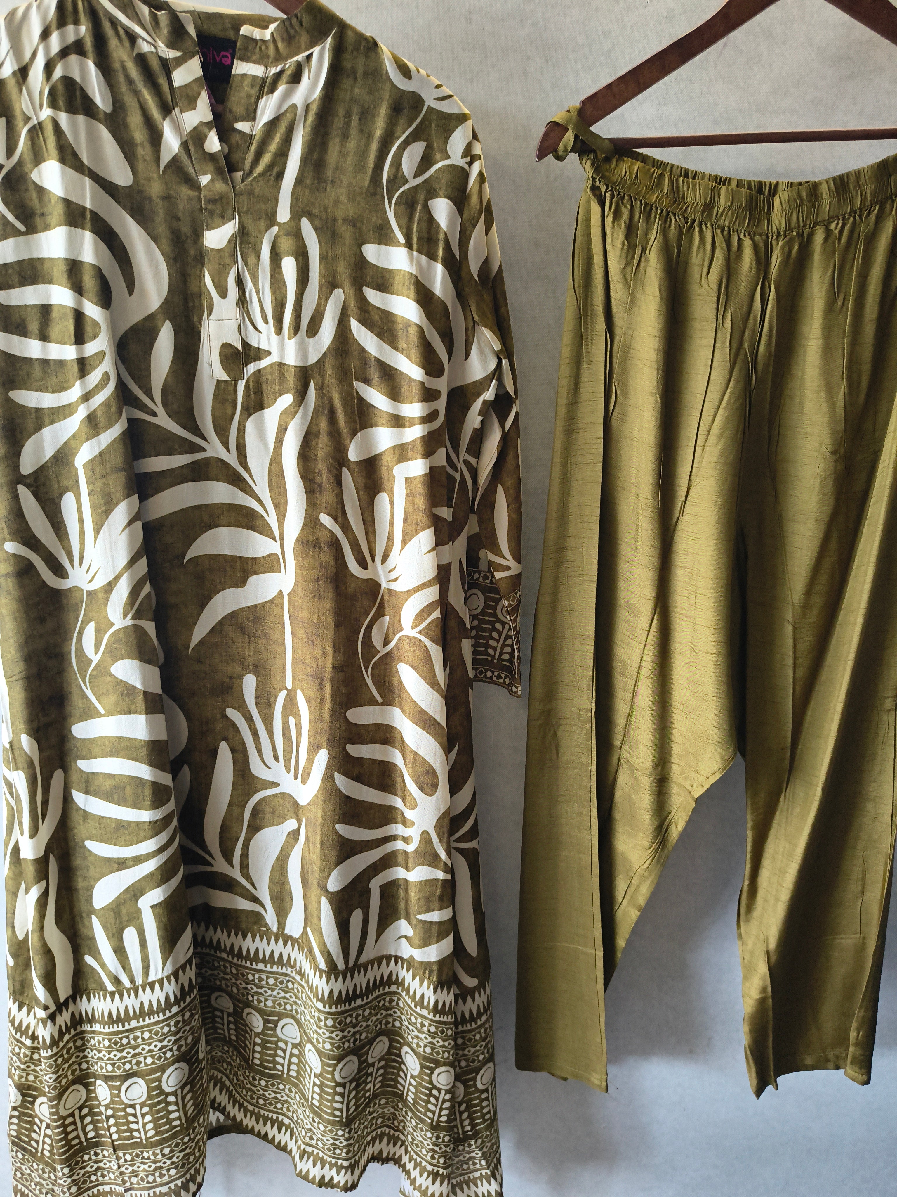 Image of Olive Botanical Printed Premium Co-Ord Set
