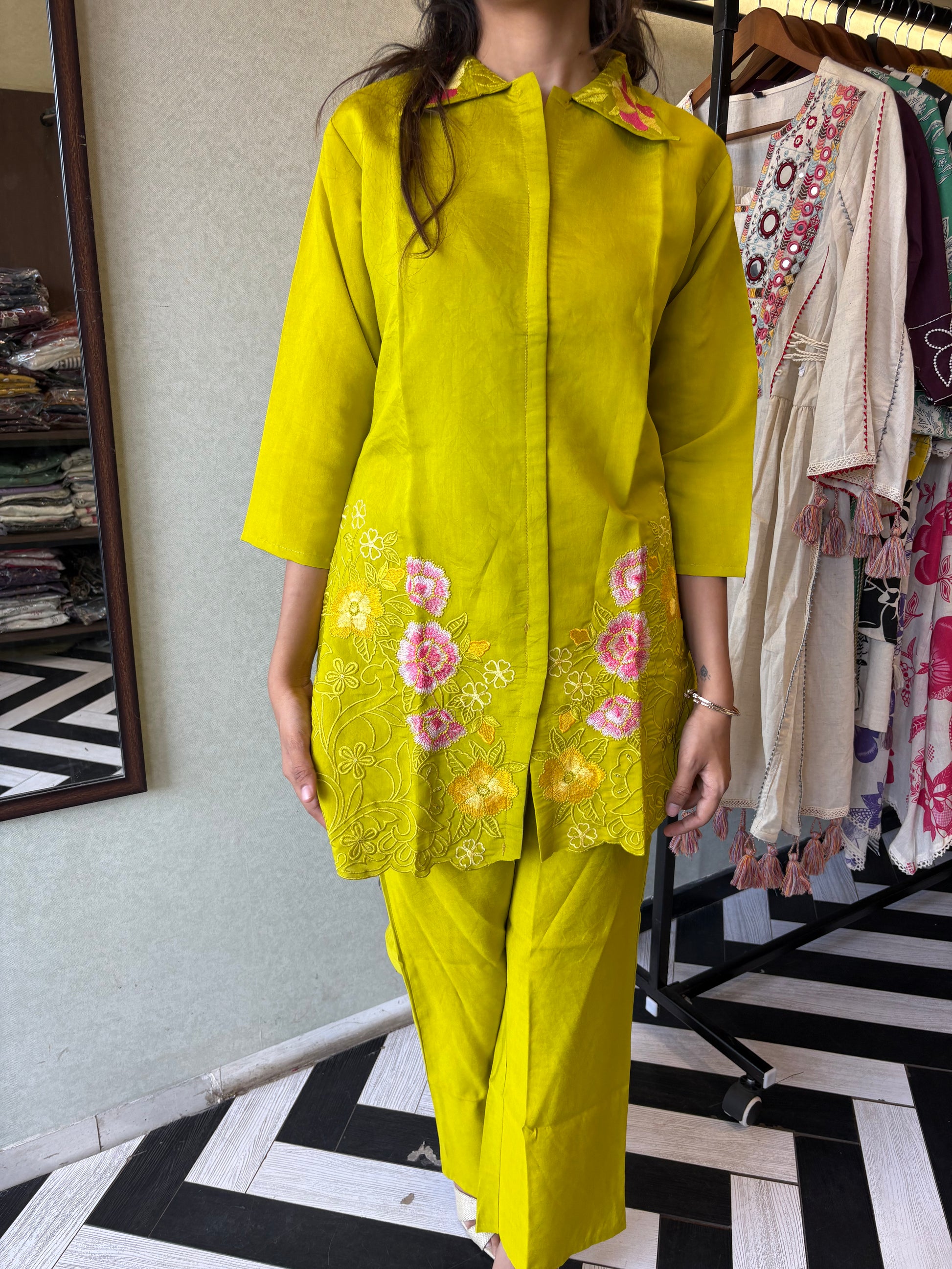 Pure cotton 2-piece coord set, featuring elegant embroidery work!