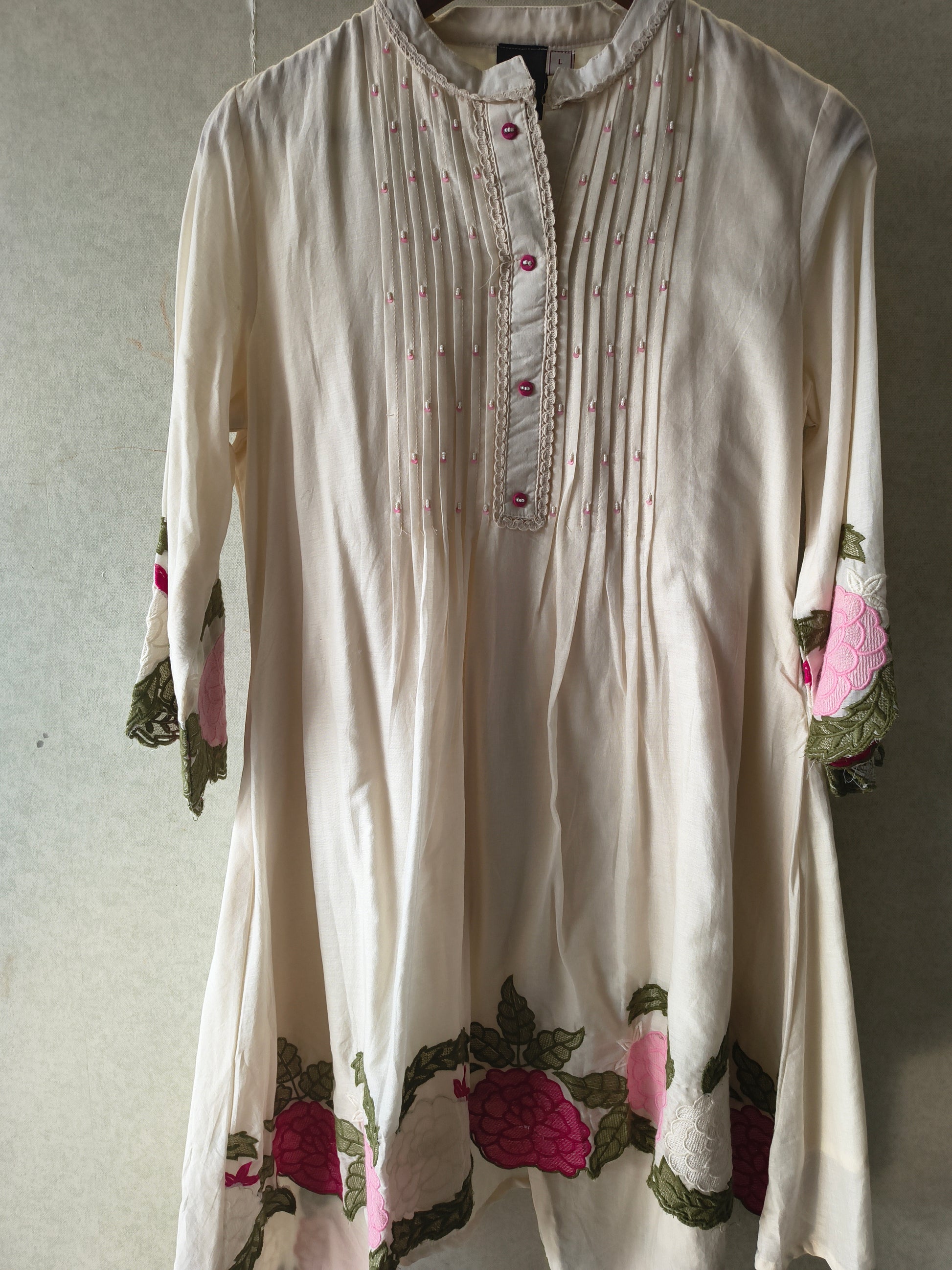 Ivory Floral Embroidered Pintuck Designer Kurta Pant Co-Ord Set