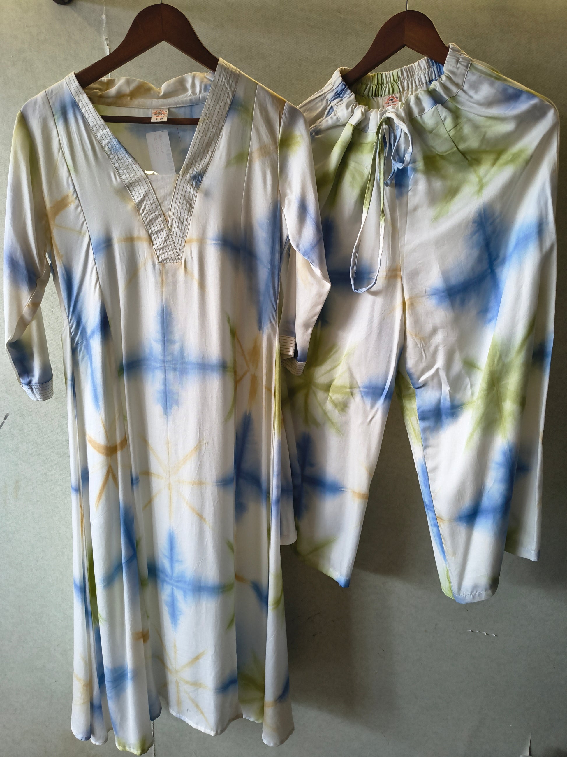 Ivory Tie-Dye Print Premium Flared Co-Ord Set