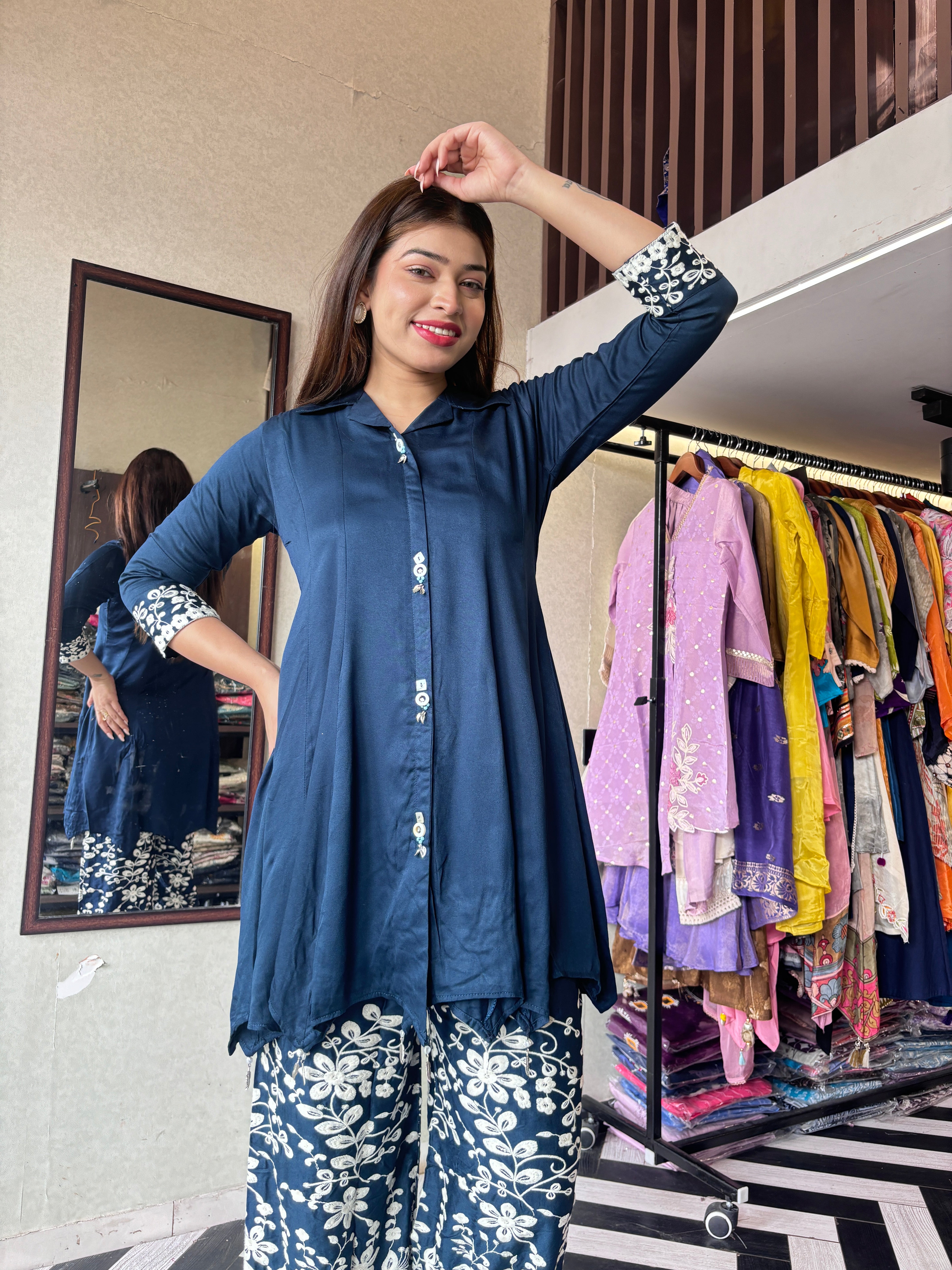 Image of Pure Gaji Silk with Crepe Fabric Coord Set ( Thread Work )