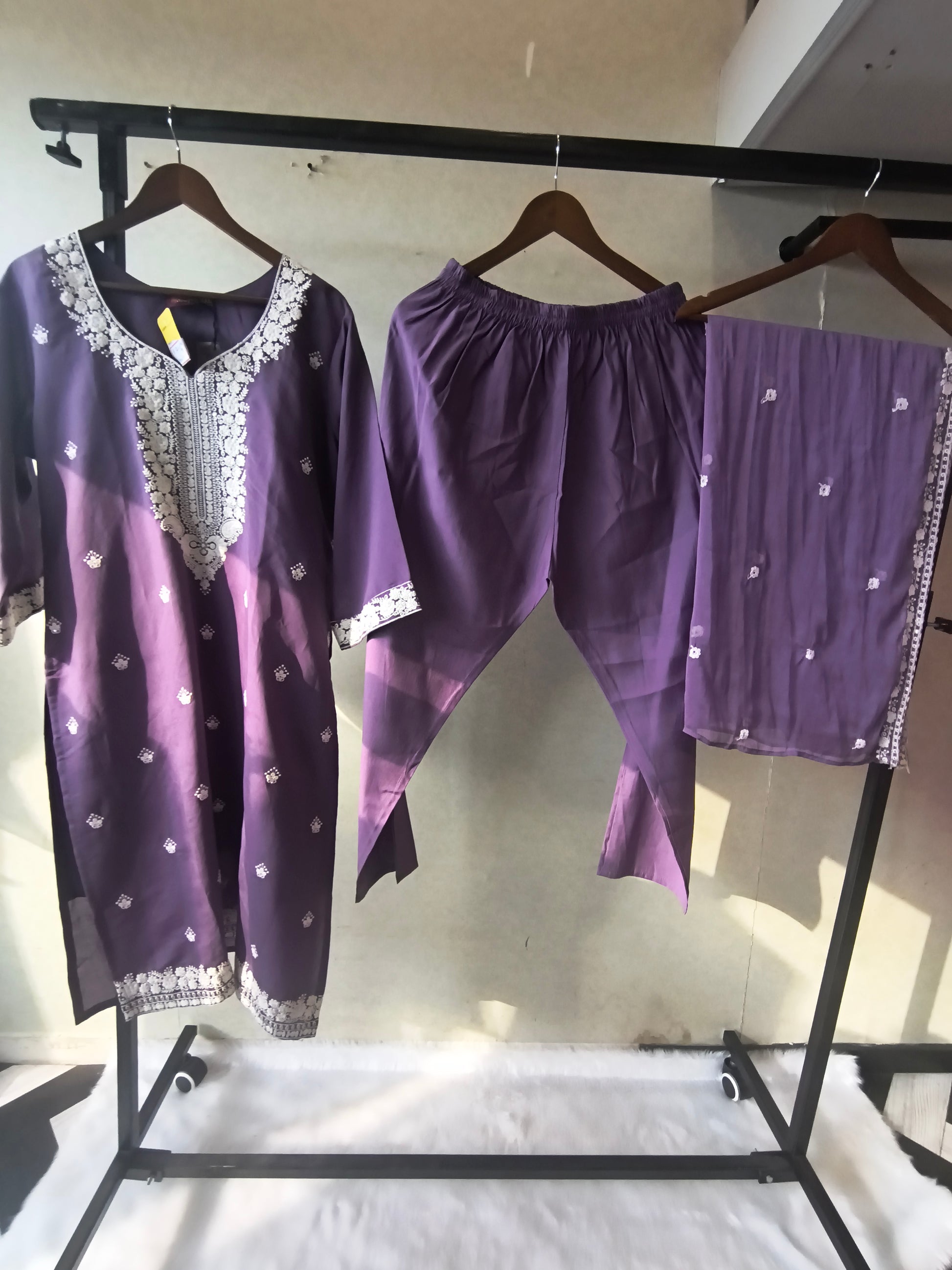 Premium Lavender Embroidered Kurta Set with Chikankari Work & Organza Dupatta