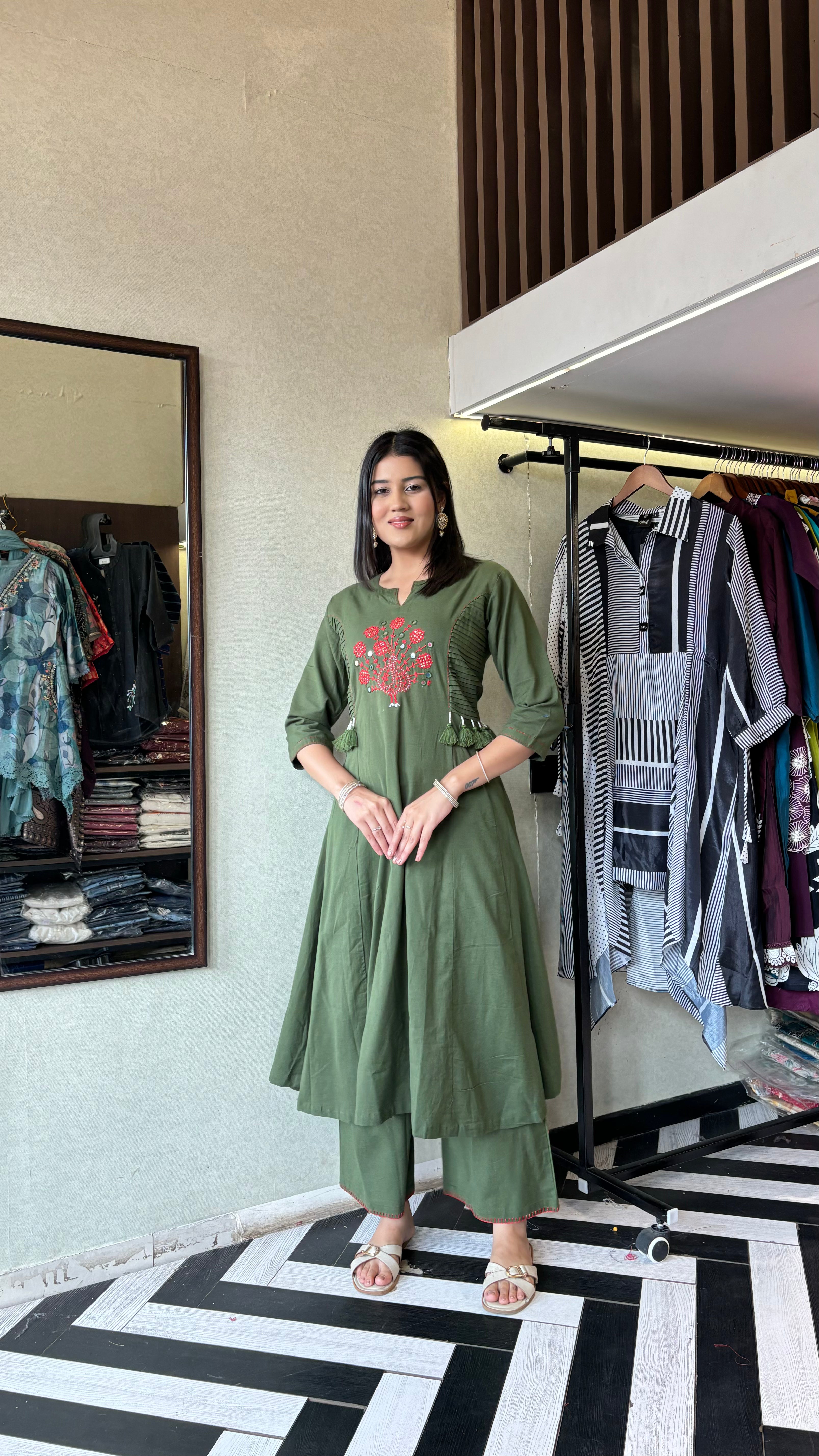 Image of Tadko Designer 2 Piece Set