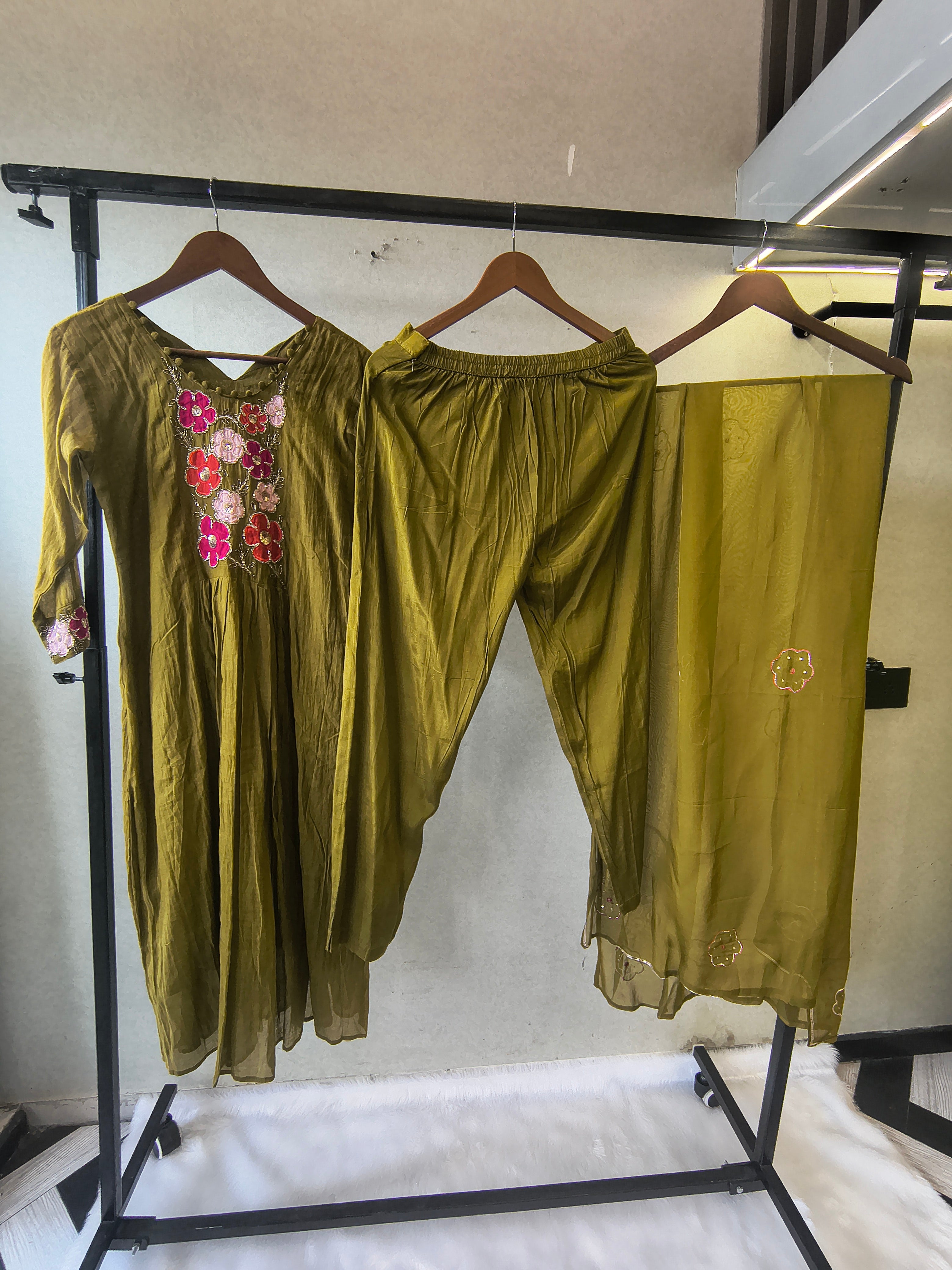 Image of Olive Green Floral Hand-Embroidered Kurta Set with Organza Dupatta | Premium 3 Piece Ethnic Suit