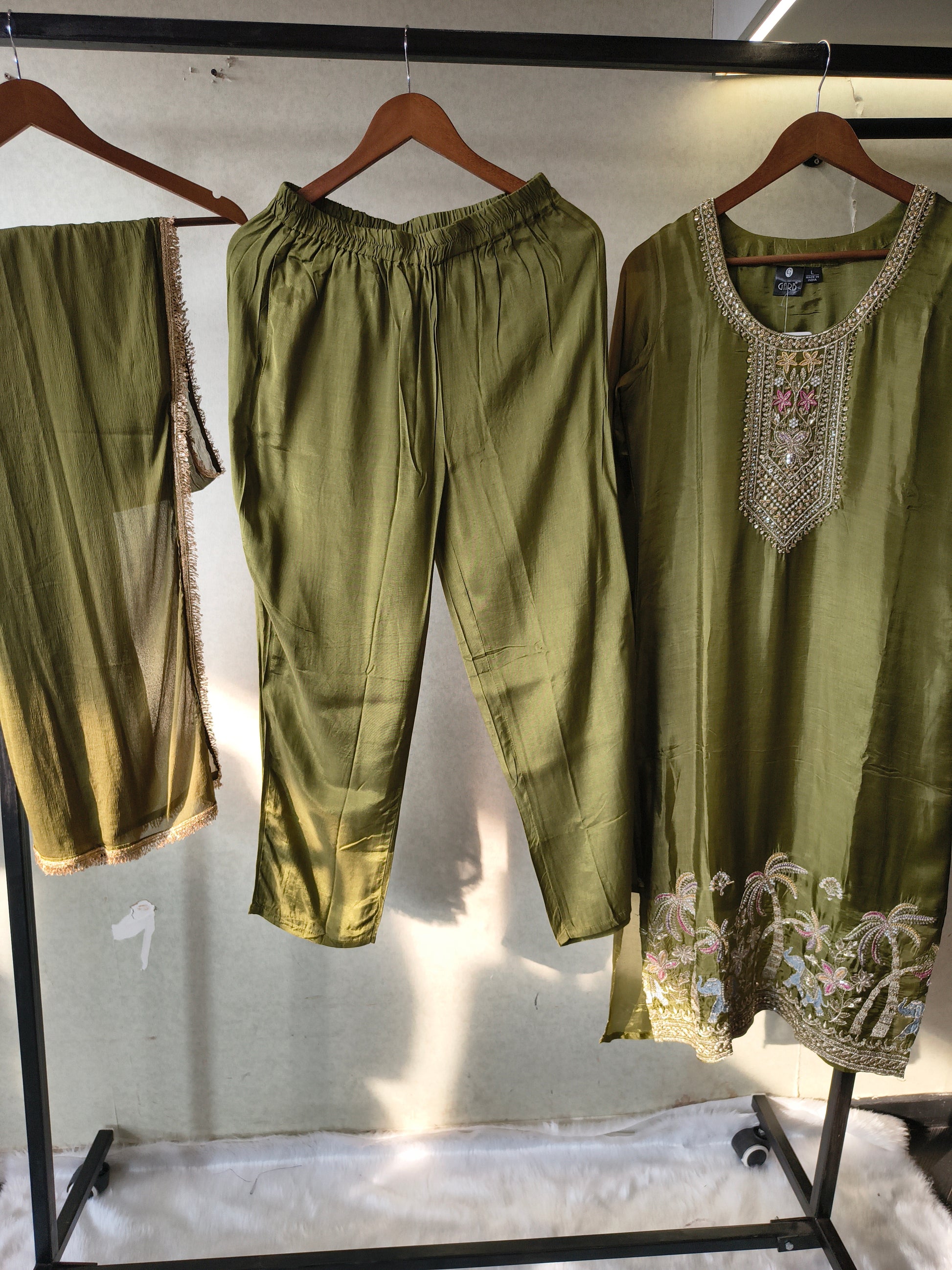Olive Green Embroidered Straight Kurta Set with Designer Yoke, Scenic Hem Embroidery & Lace Border Dupatta – Premium 3 Piece Ethnic Ensemble