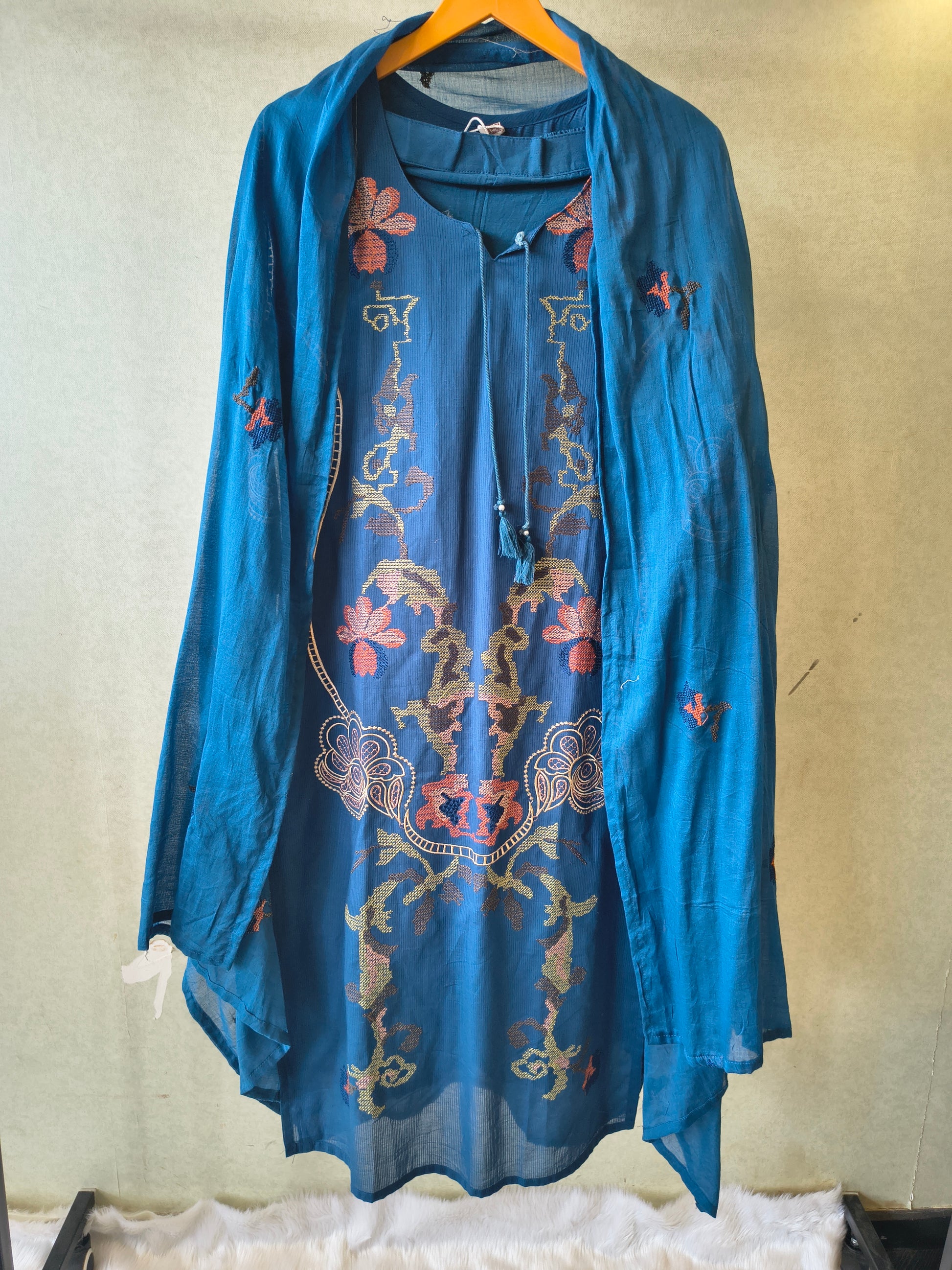 Teal Blue Cotton 3-Piece Suit Set with Floral Vine Embroidery & Embroidered Dupatta