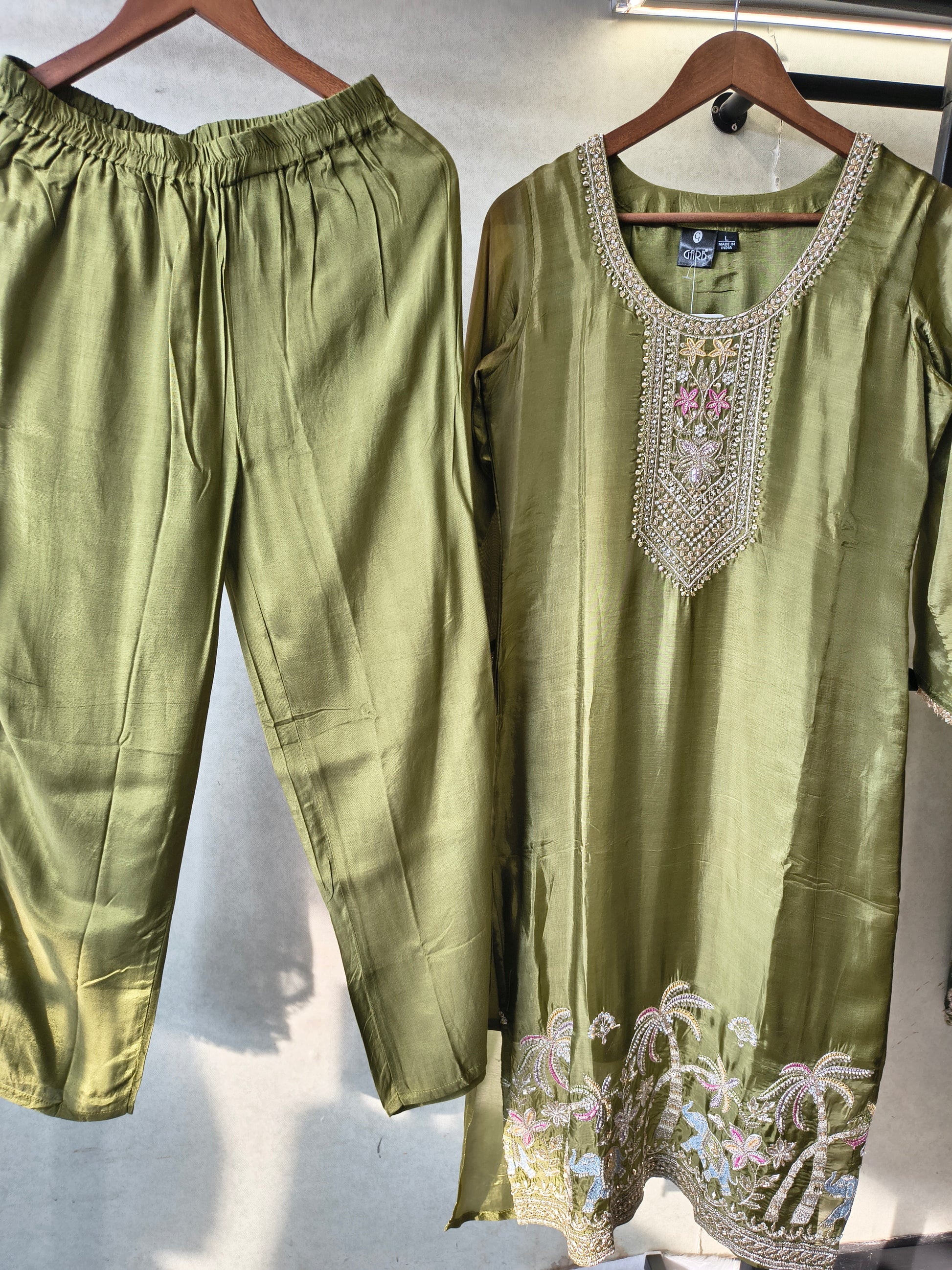 Olive Green Embroidered Straight Kurta Set with Designer Yoke, Scenic Hem Embroidery & Lace Border Dupatta – Premium 3 Piece Ethnic Ensemble