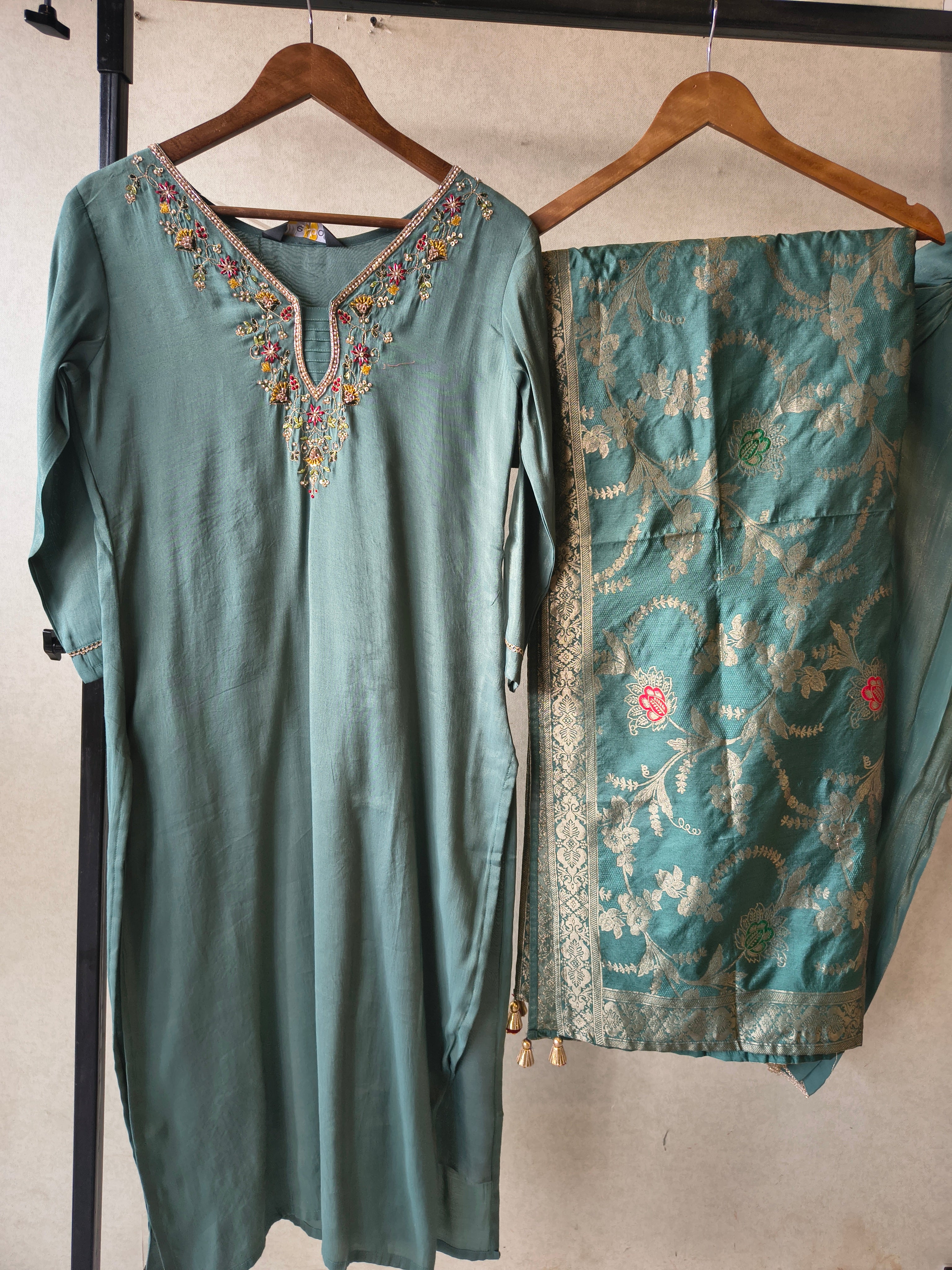 Image of Premium Teal Silk Blend Embroidered Kurta Set with Woven Dupatta & Straight Pants