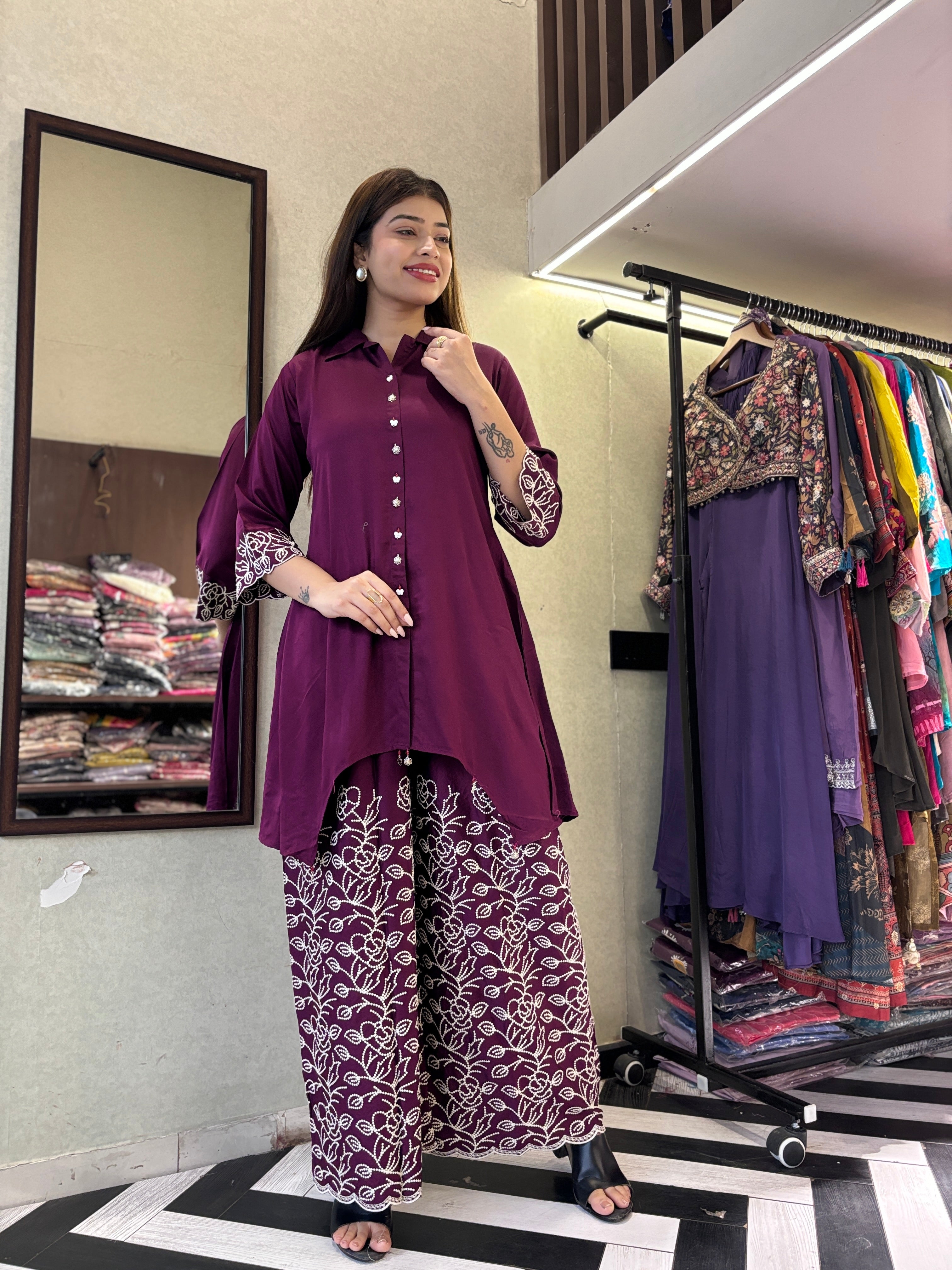 Image of Pure Gaji Silk with Crepe Fabric Coord Set ( Thread Work )