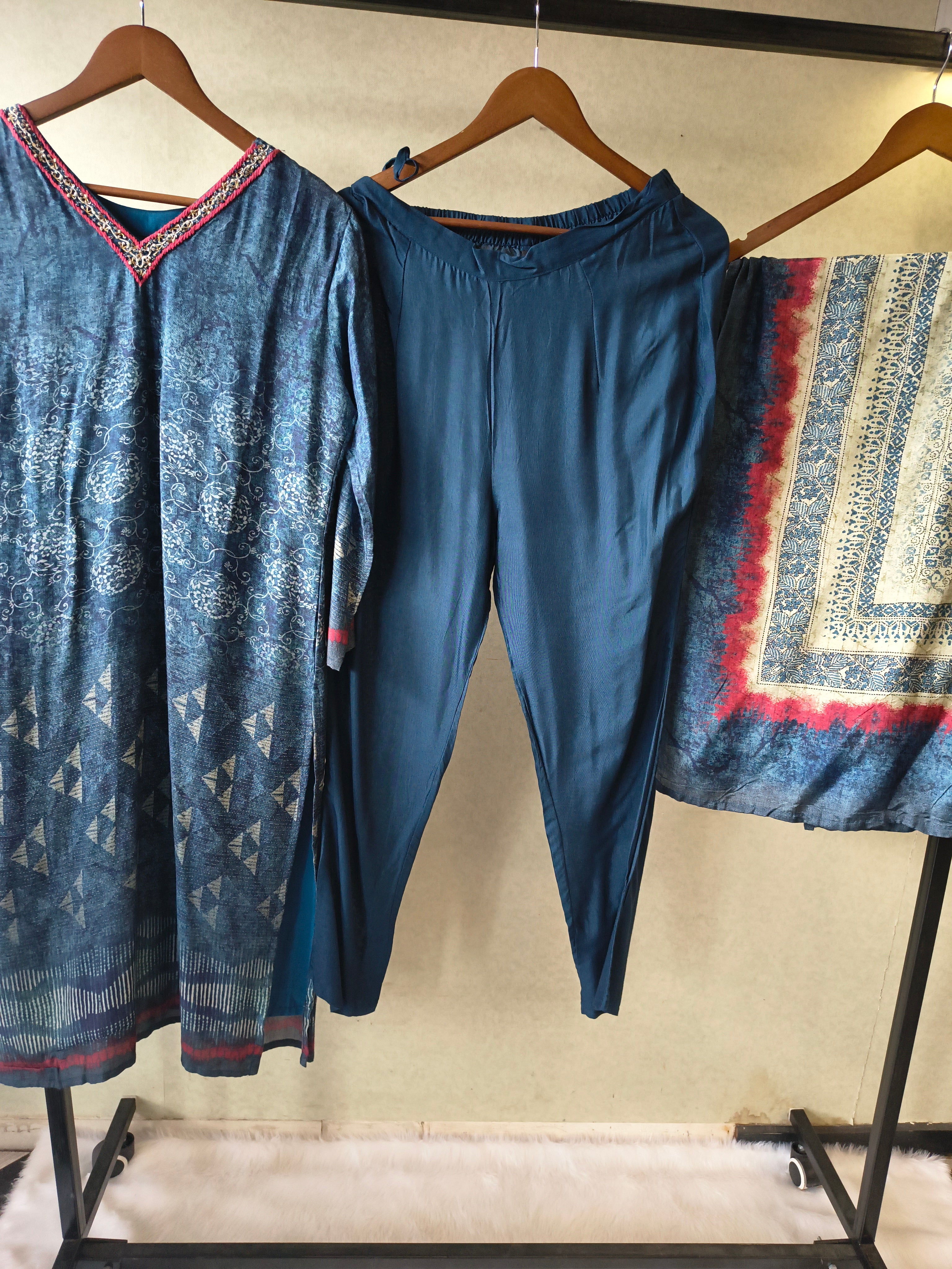 Image of Premium Midnight Blue Printed Kurta with Straight Pants & Artistic Border Dupatta Set