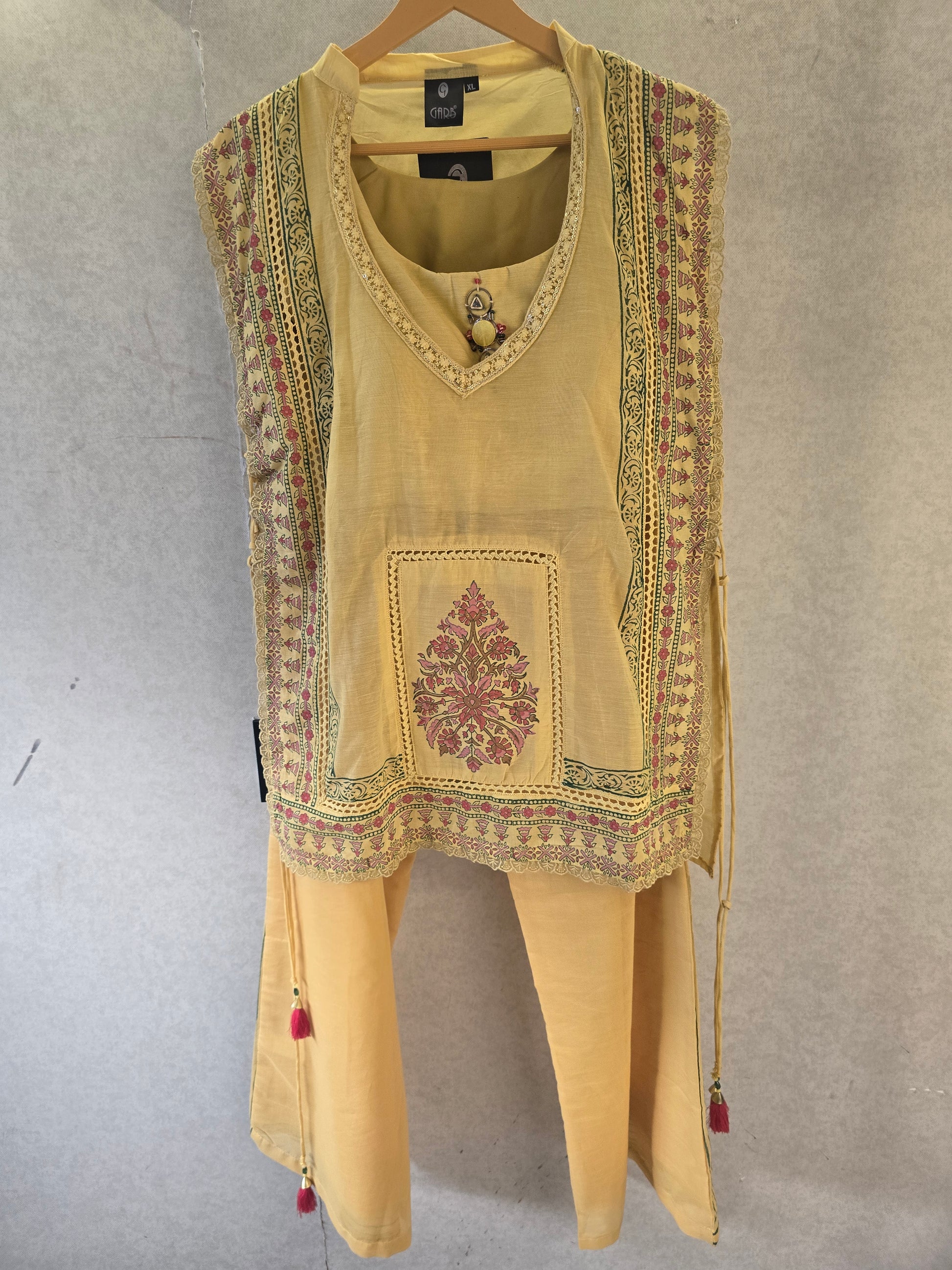Pastel Yellow Floral Print Cape Style Co-Ord Set