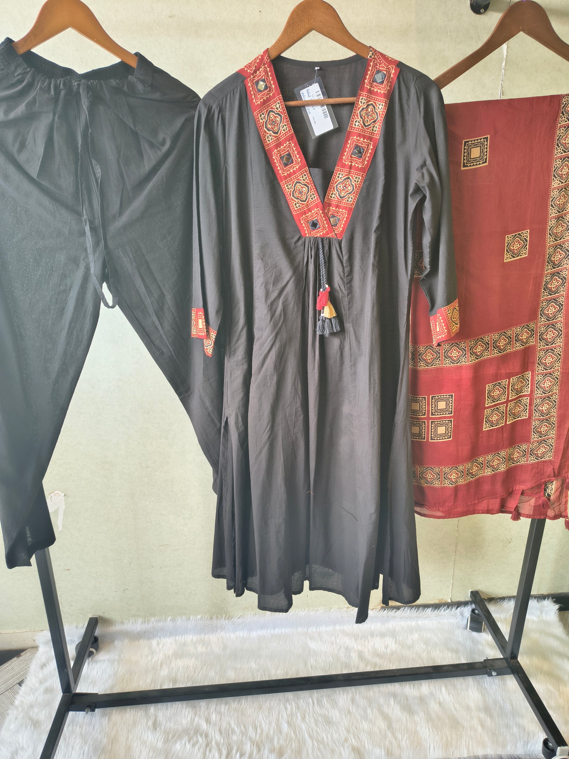Black Cotton Blend 3-Piece Suit Set with Tribal Printed V-Neck, Tassel Tie-Up & Printed Dupatta