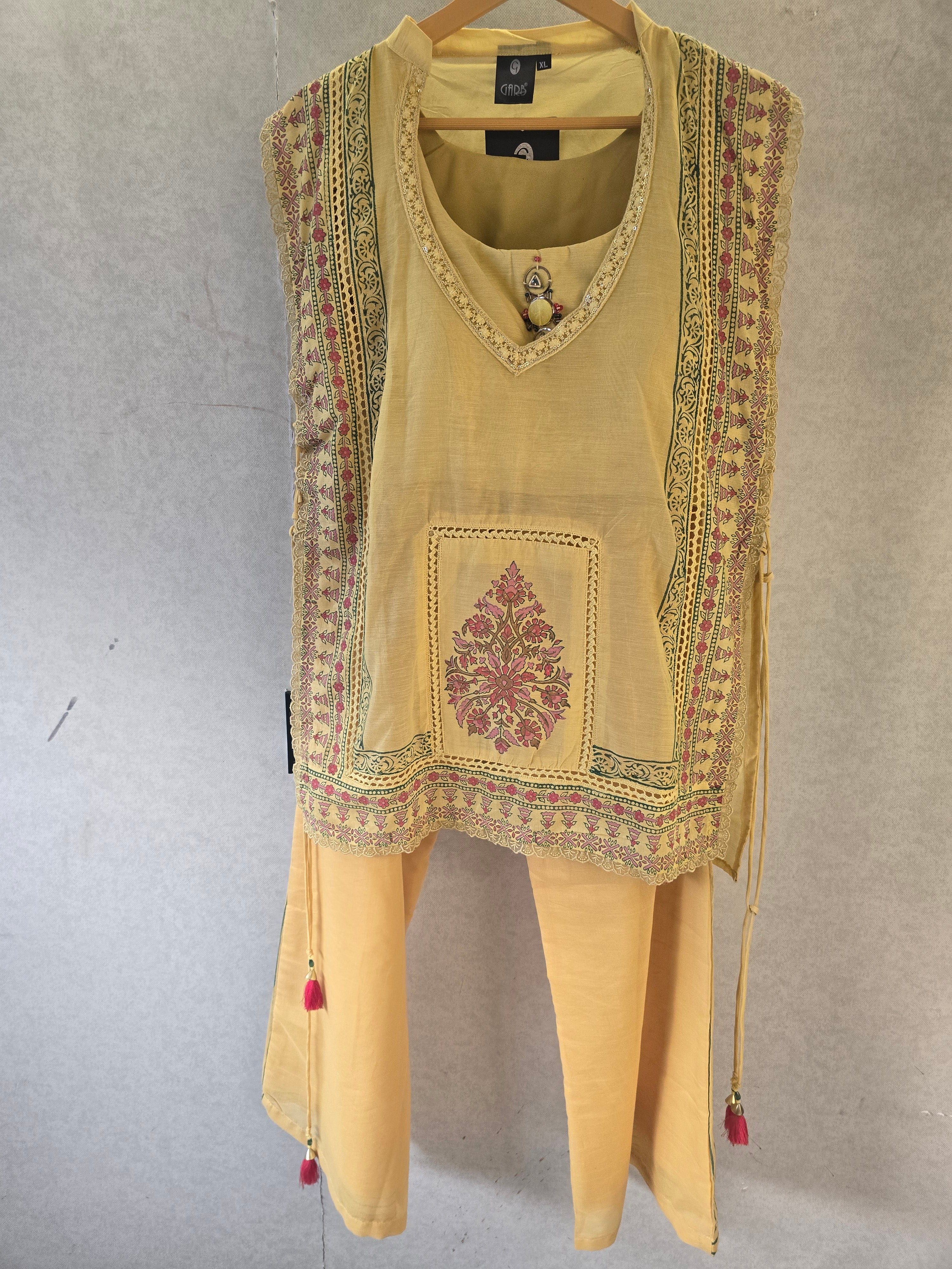 Image of Pastel Yellow Floral Print Cape Style Co-Ord Set