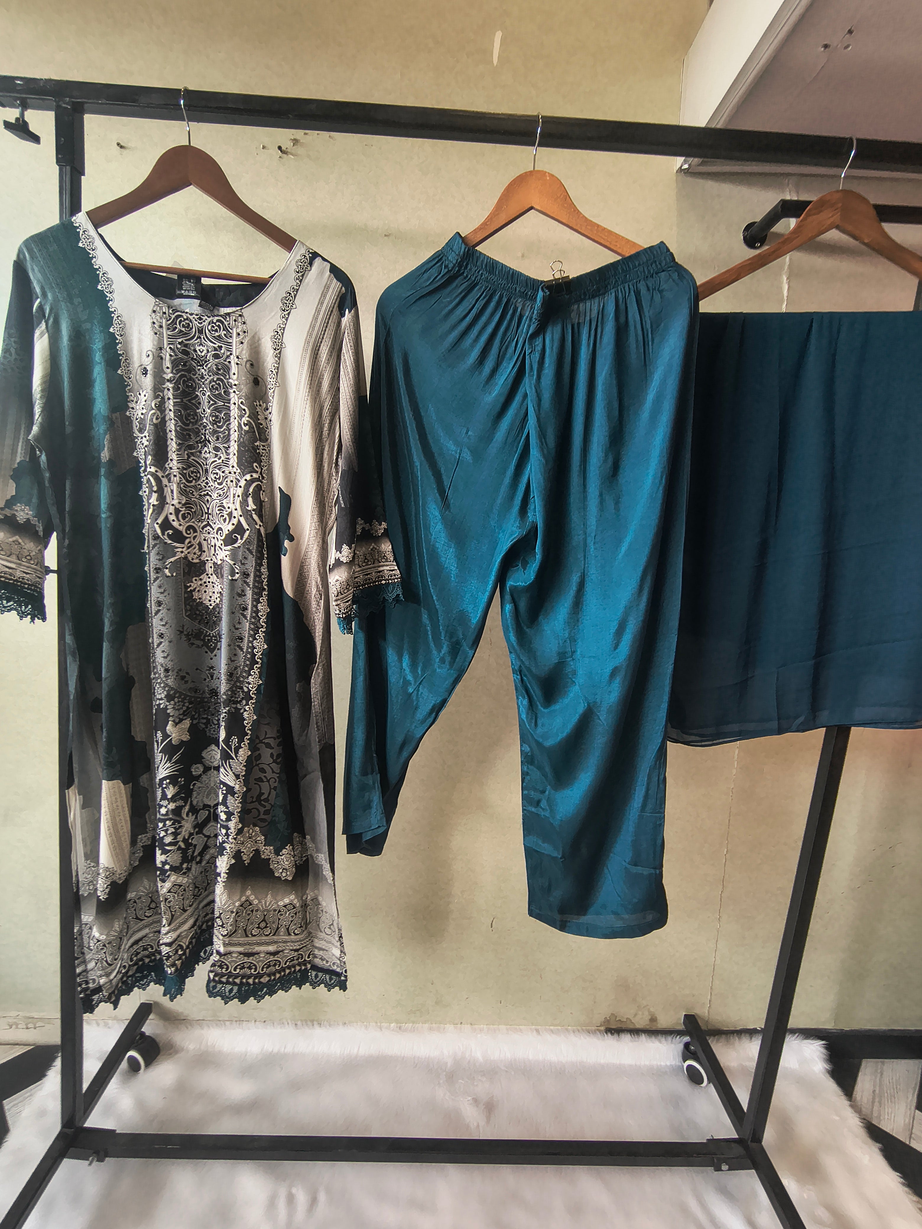 Image of Premium Teal Blue Digital Printed Kurta Set with Solid Pants & Chiffon Dupatta