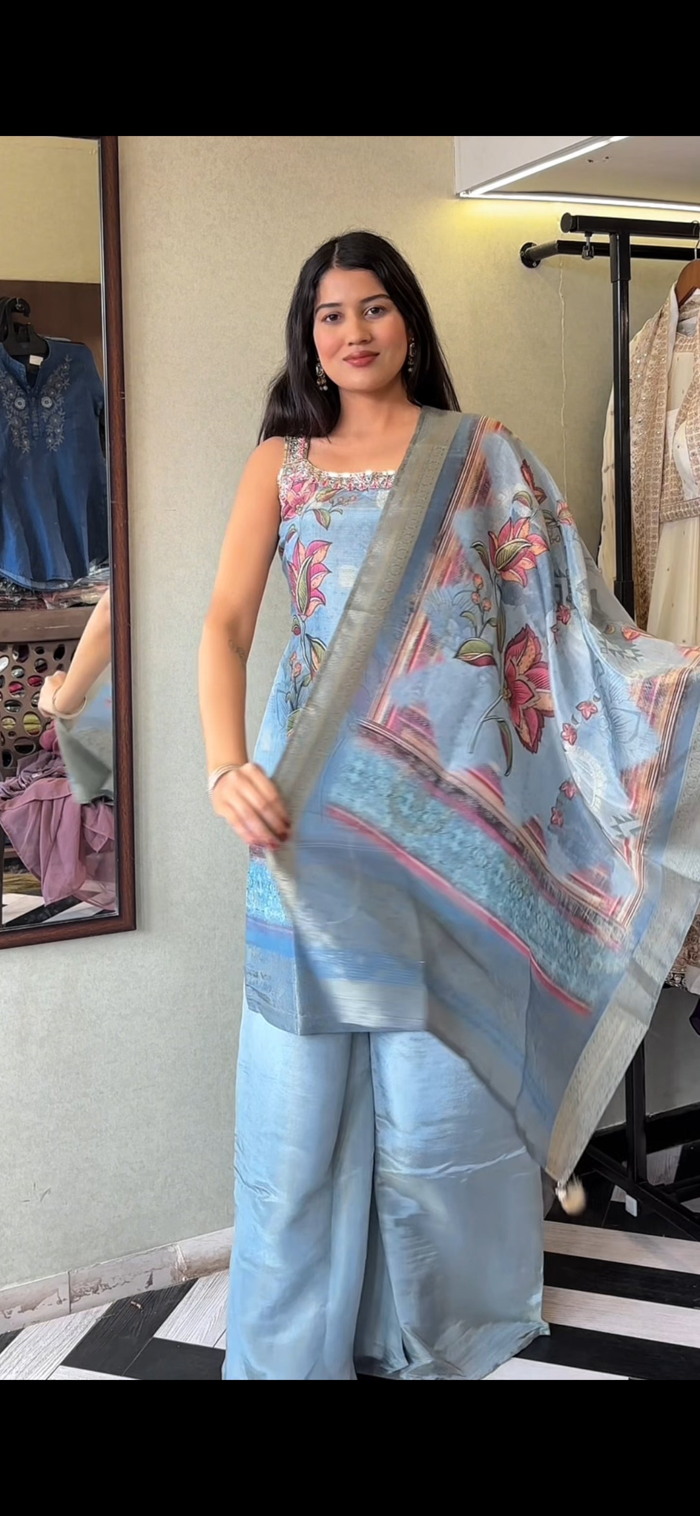 Image of Pure Shimmer Tissue Fabric 3 Piece Set