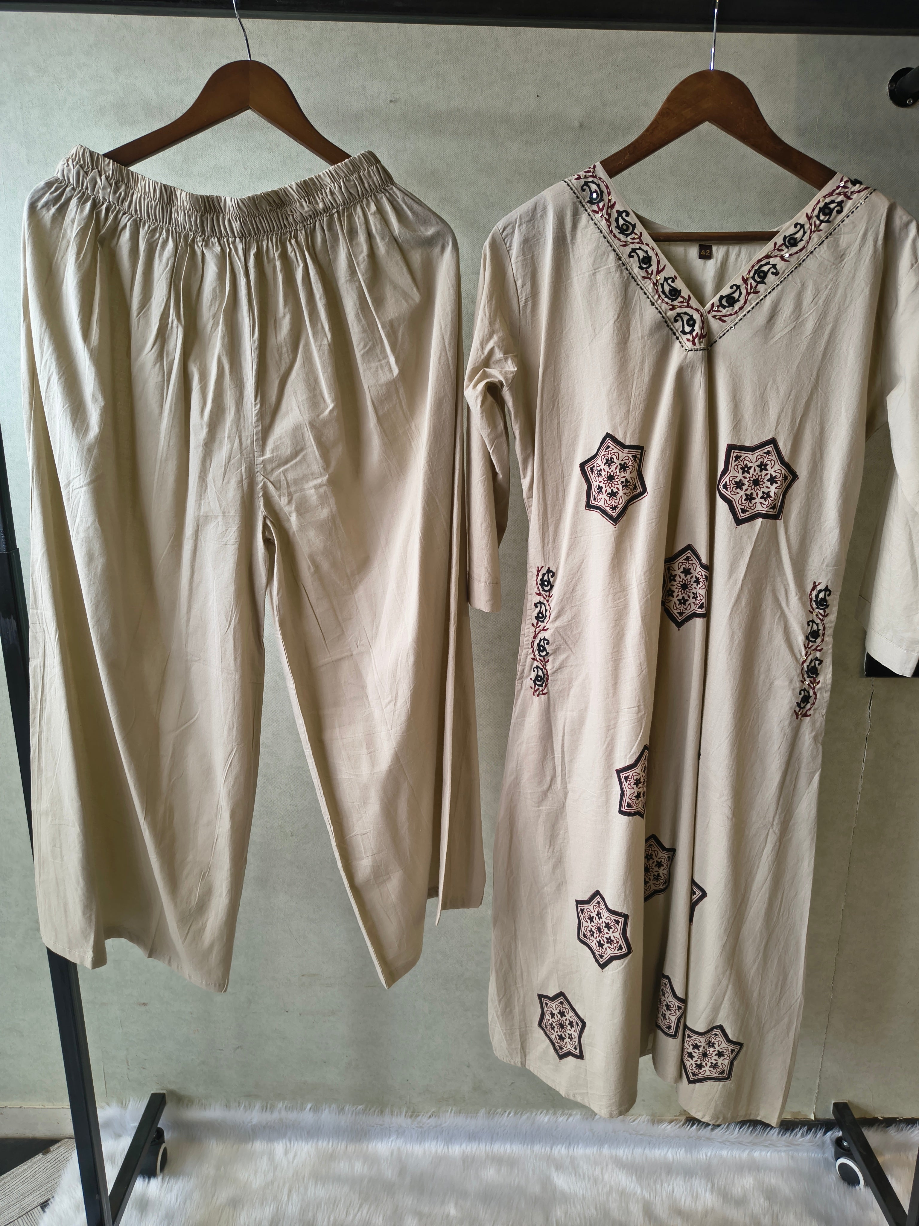 Image of Ivory Hand Block Printed Cotton Kurta Set with Straight Pants