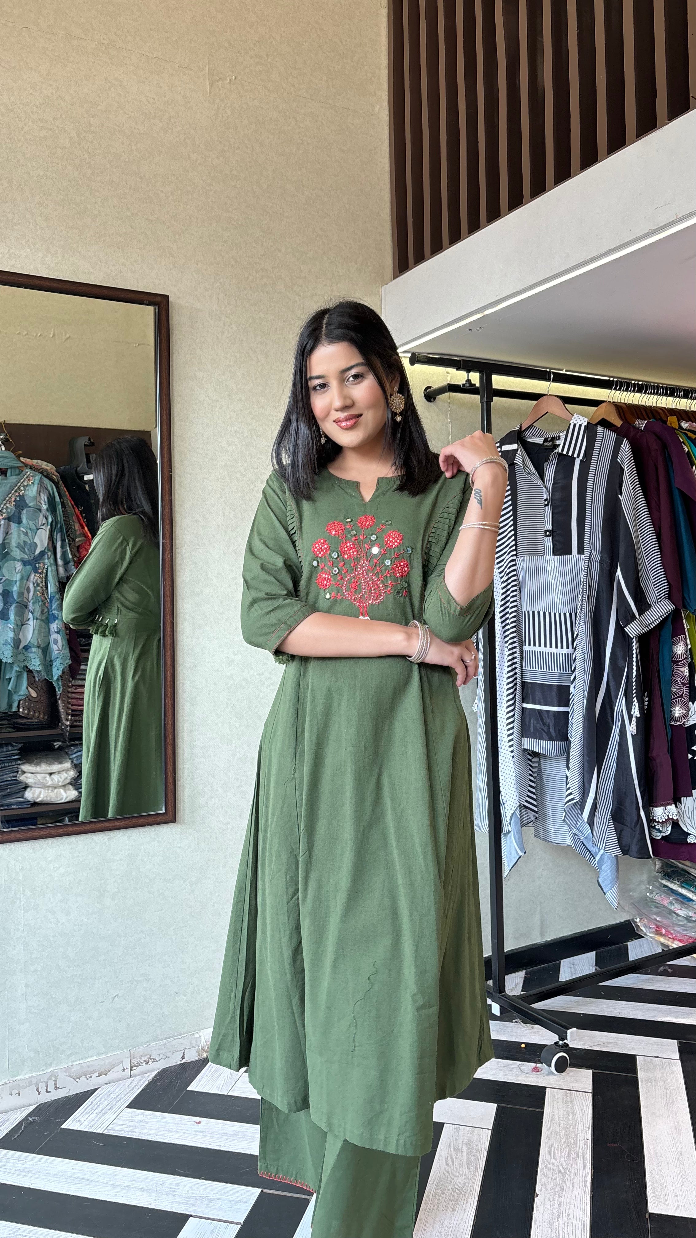 Image of Tadko Designer 2 Piece Set