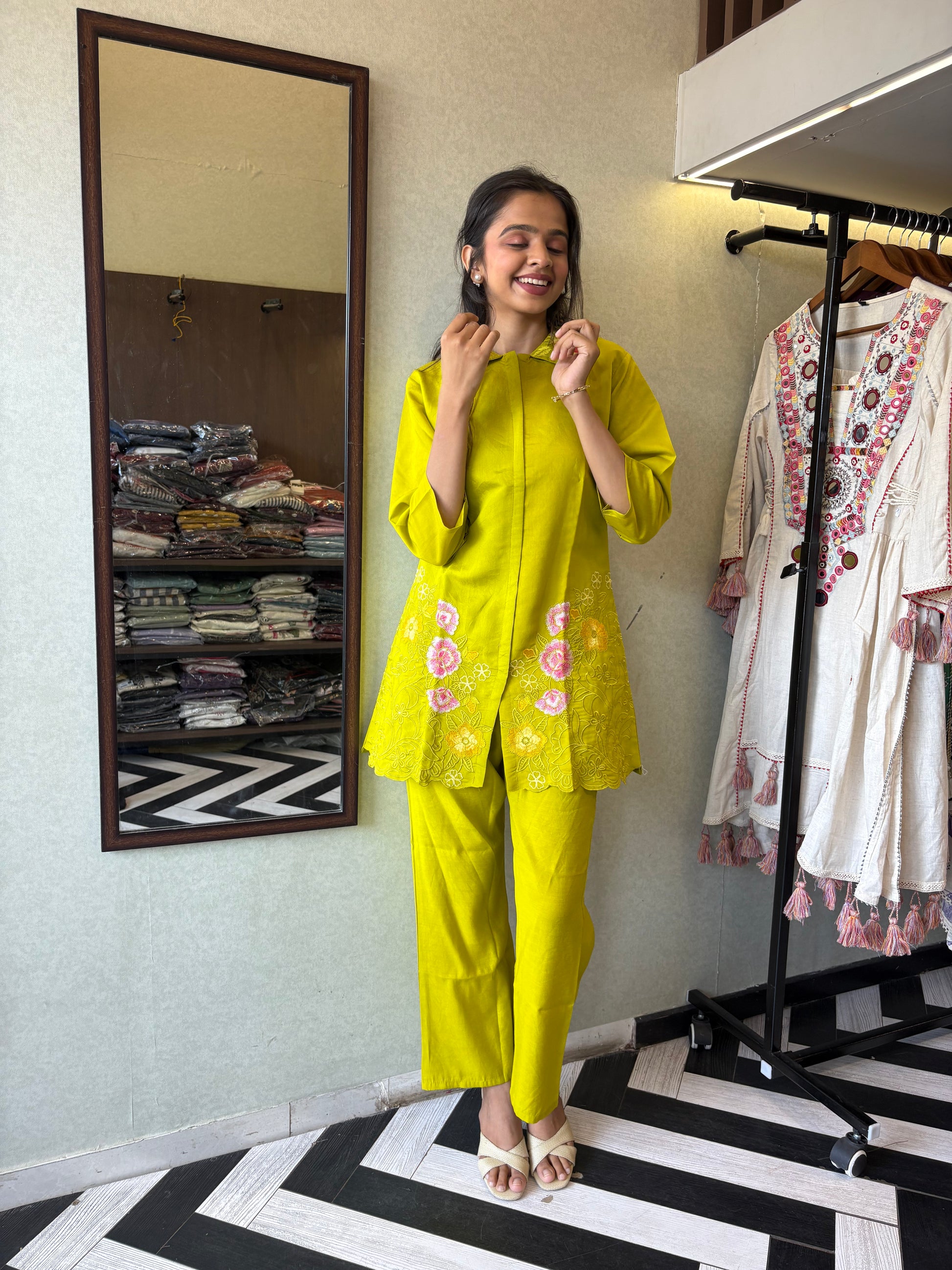 Pure cotton 2-piece coord set, featuring elegant embroidery work!