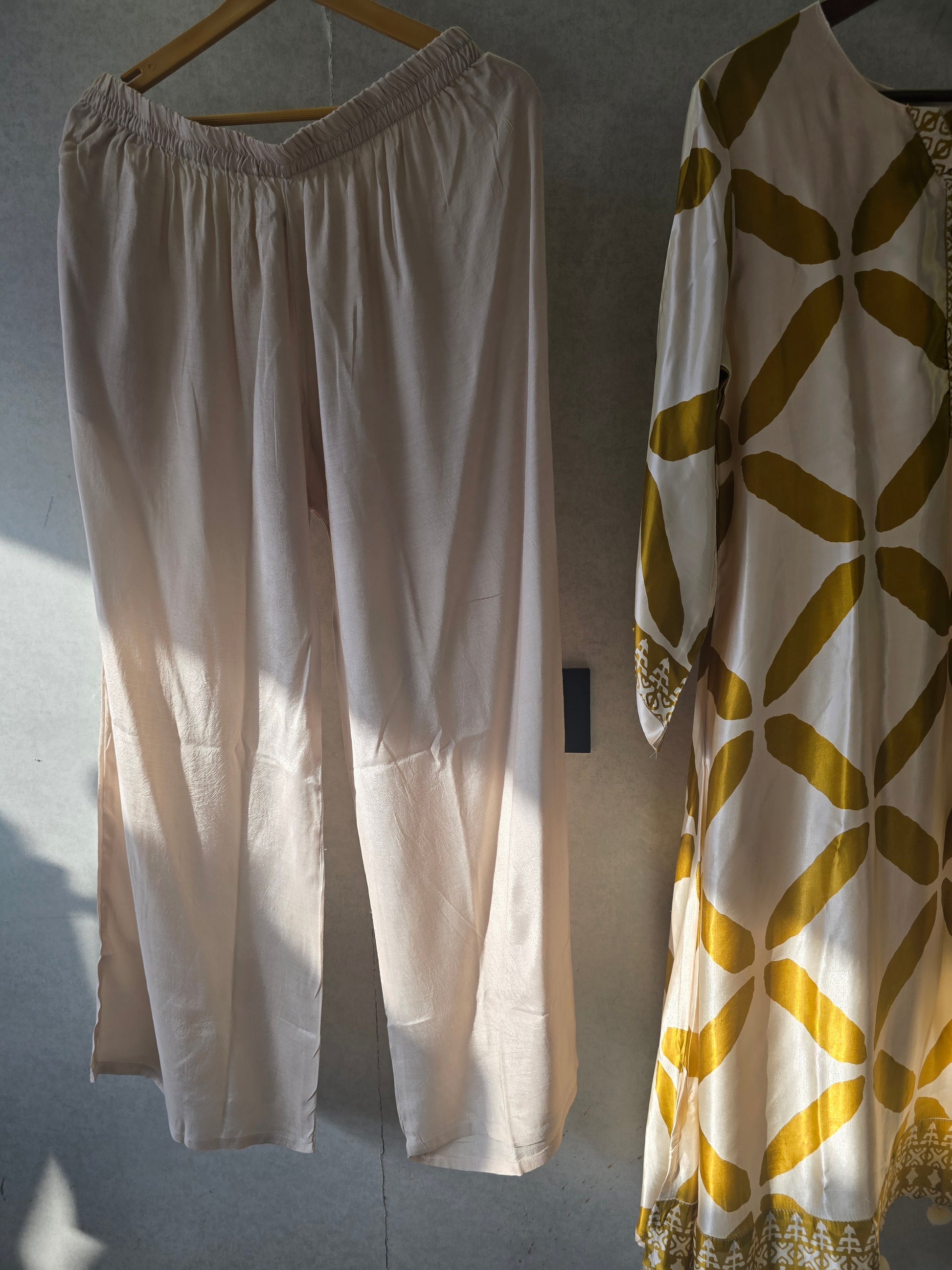 Mustard Geometric Print Kurta Pant Set