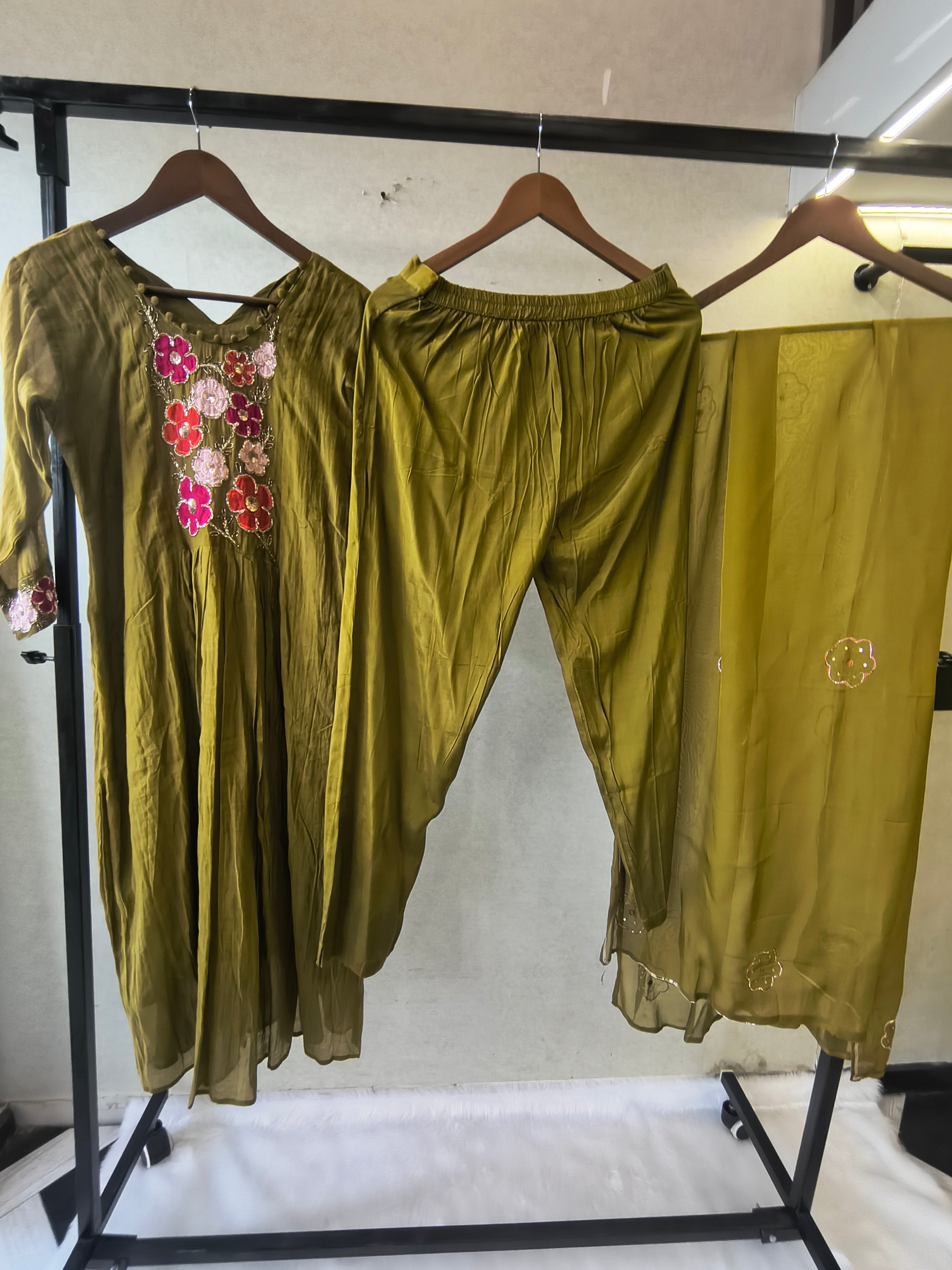 Image of Olive Green Floral Hand-Embroidered Kurta Set with Organza Dupatta | Premium 3 Piece Ethnic Suit