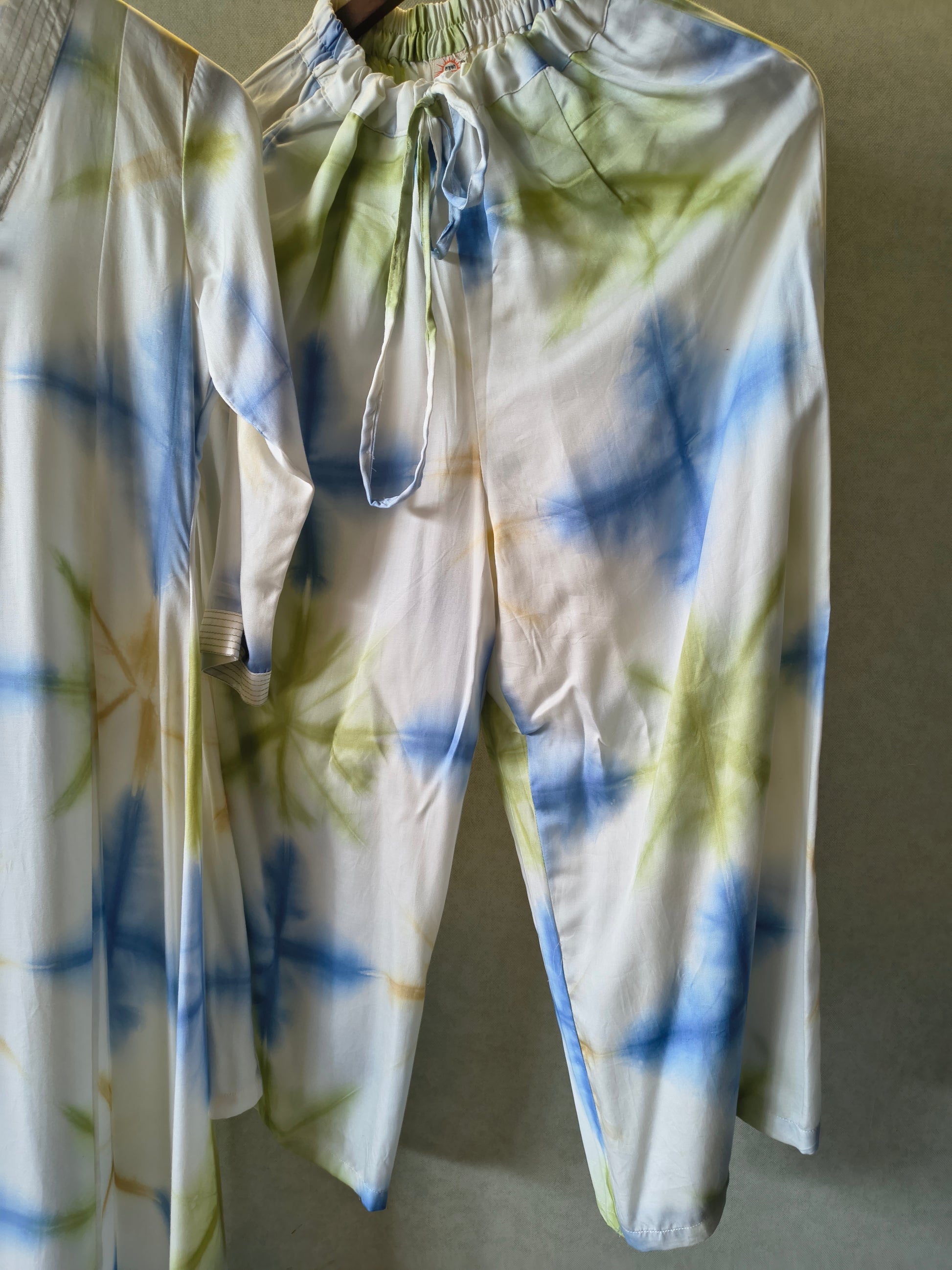 Ivory Tie-Dye Print Premium Flared Co-Ord Set