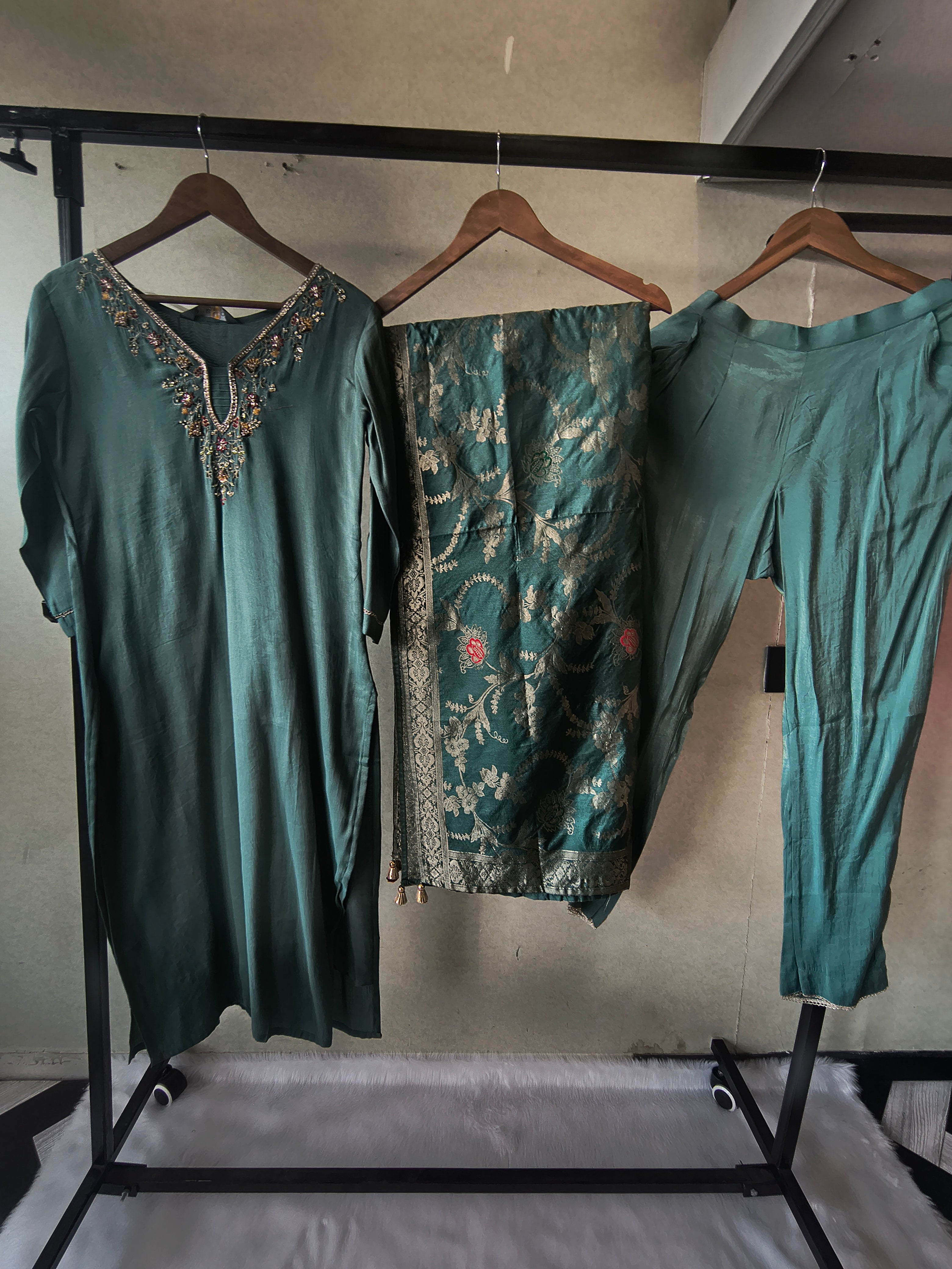 Image of Premium Teal Silk Blend Embroidered Kurta Set with Woven Dupatta & Straight Pants