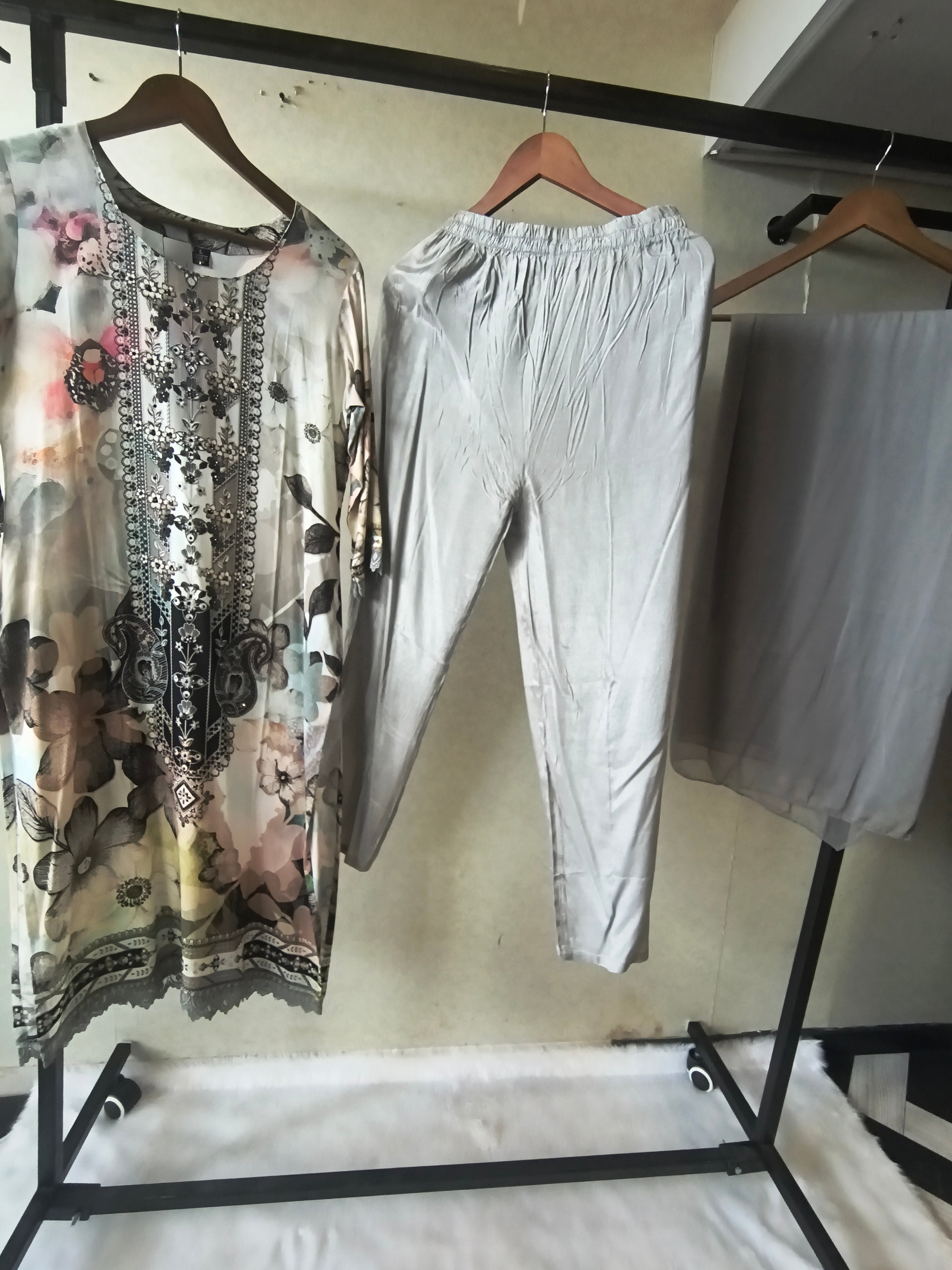 Image of Premium Grey Floral Printed Kurta Set with Solid Pants & Chiffon Dupatta