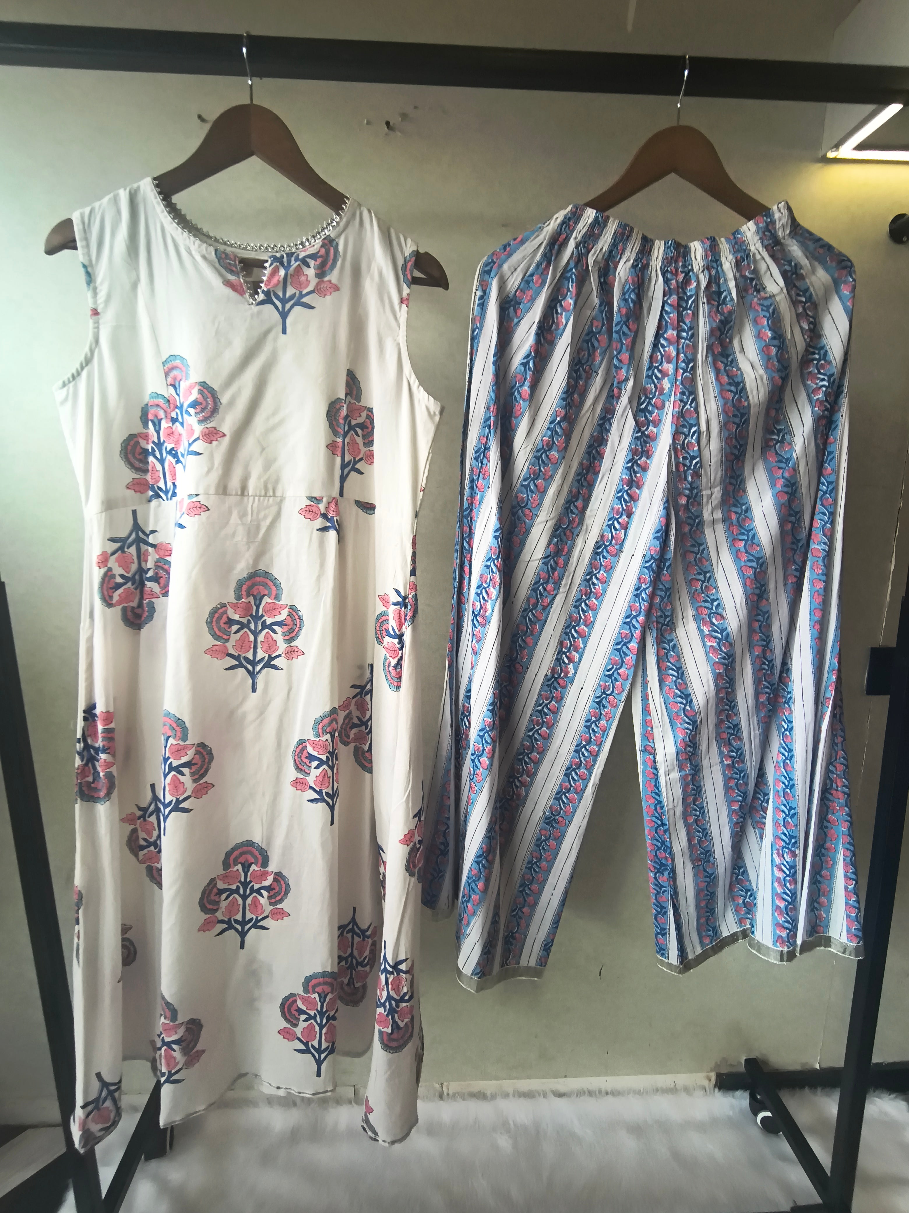 Image of Premium Ivory Floral Block Print Sleeveless Kurta with Printed Palazzo Pants Co-Ord Set