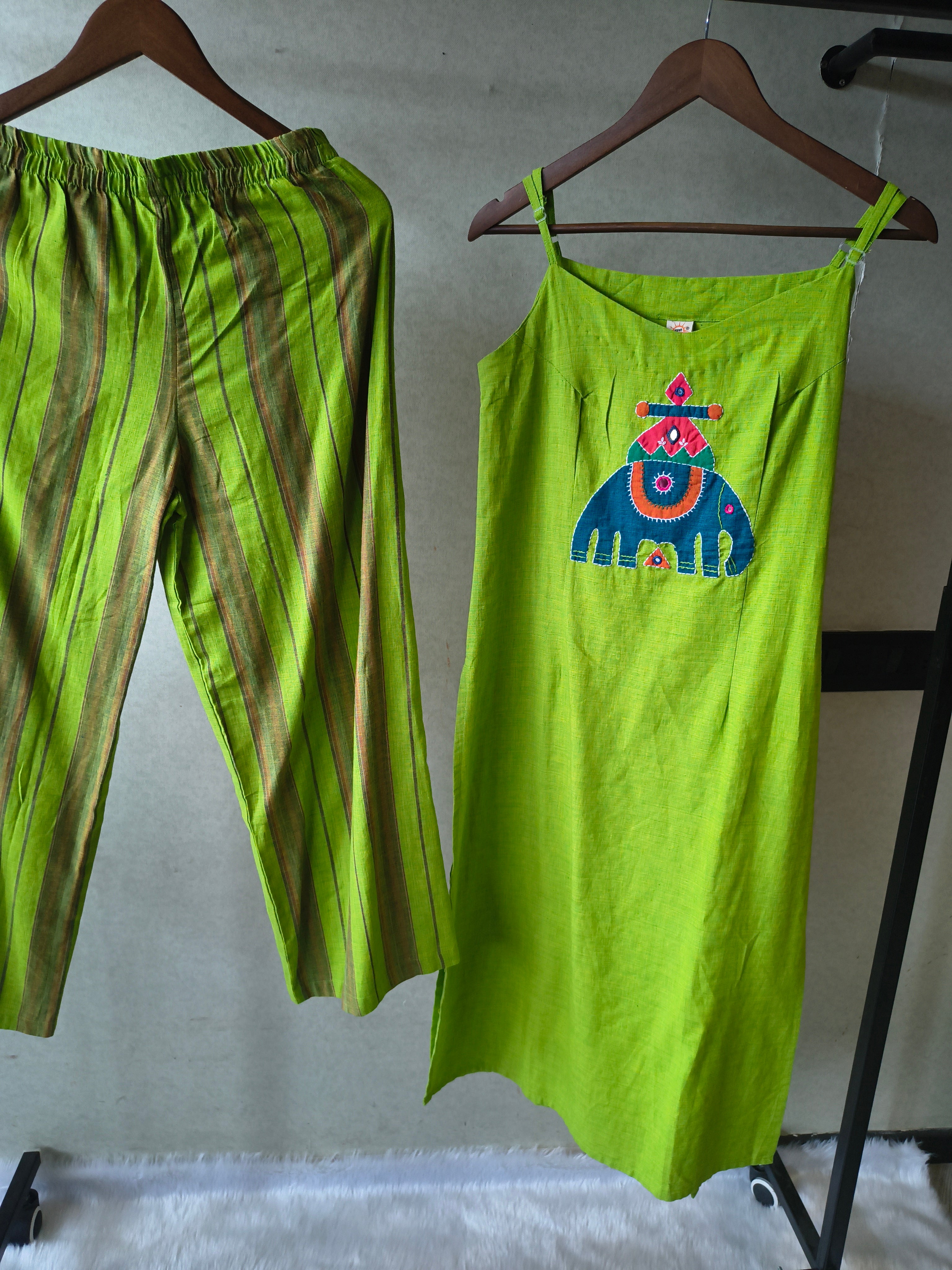 Image of Lime Green Sleeveless Cotton Kurta Set with Tribal Elephant Appliqué & Striped Straight Pants