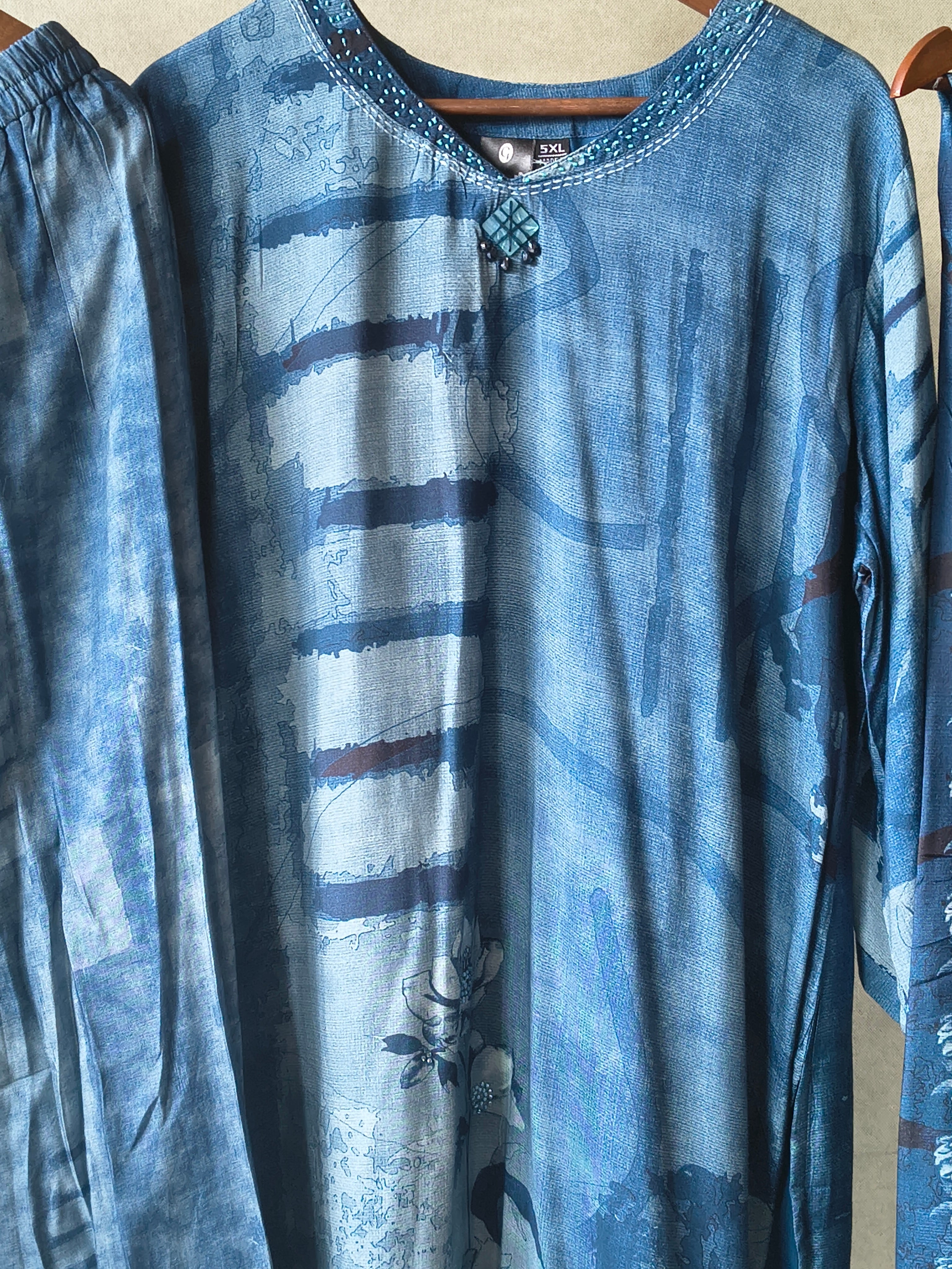 Image of Premium Teal Blue Abstract Printed Kurta Set with Pants & Dupatta