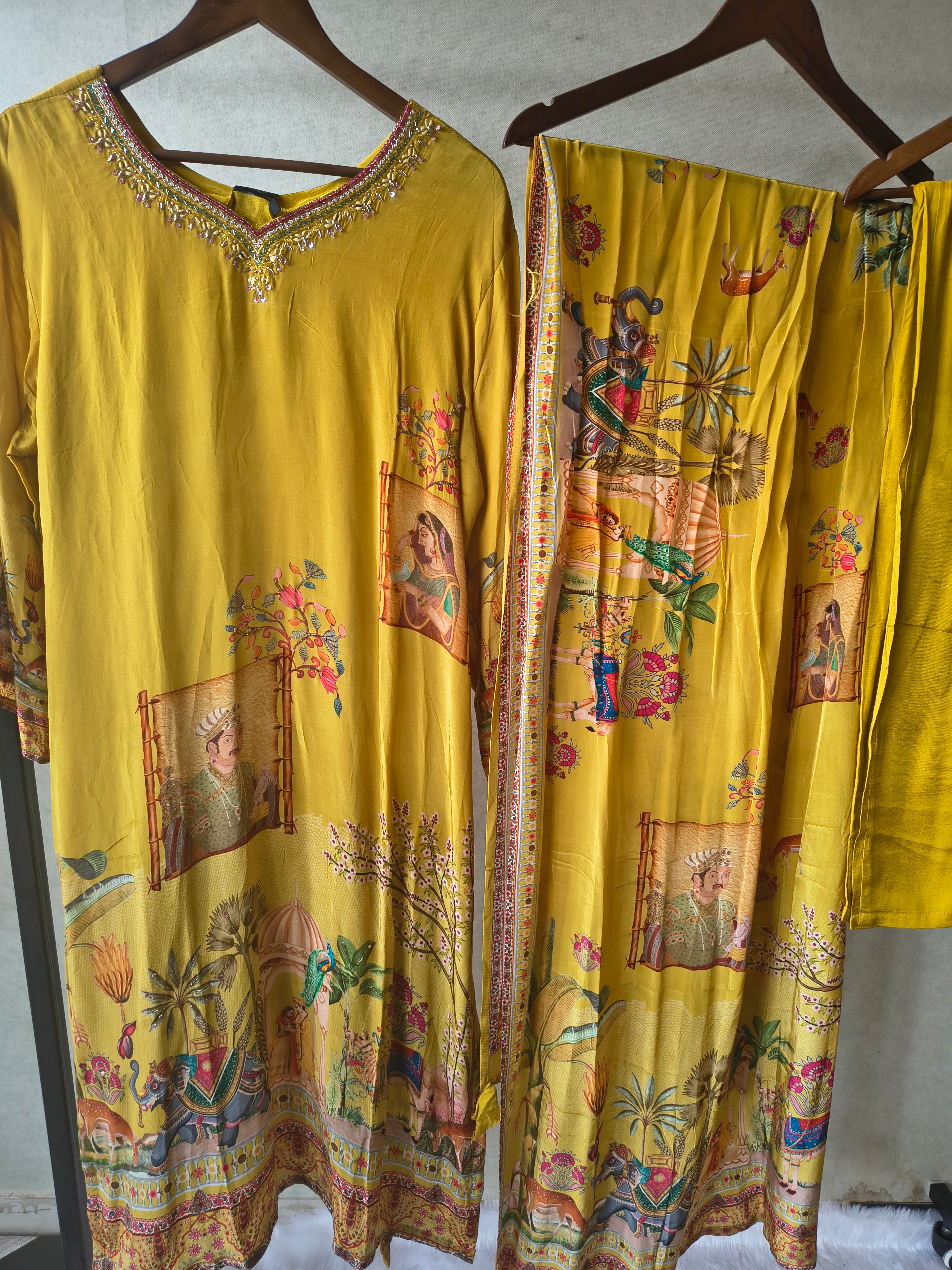 Image of Premium Mustard Yellow Heritage Print Straight Kurta Set with Scenic Dupatta & Straight Pants