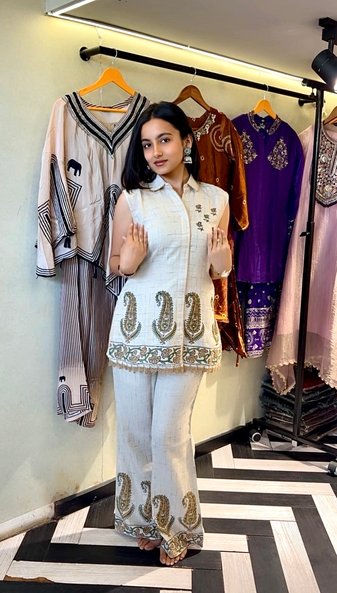 Image of Pure Jute Cotton 2 Piece Set