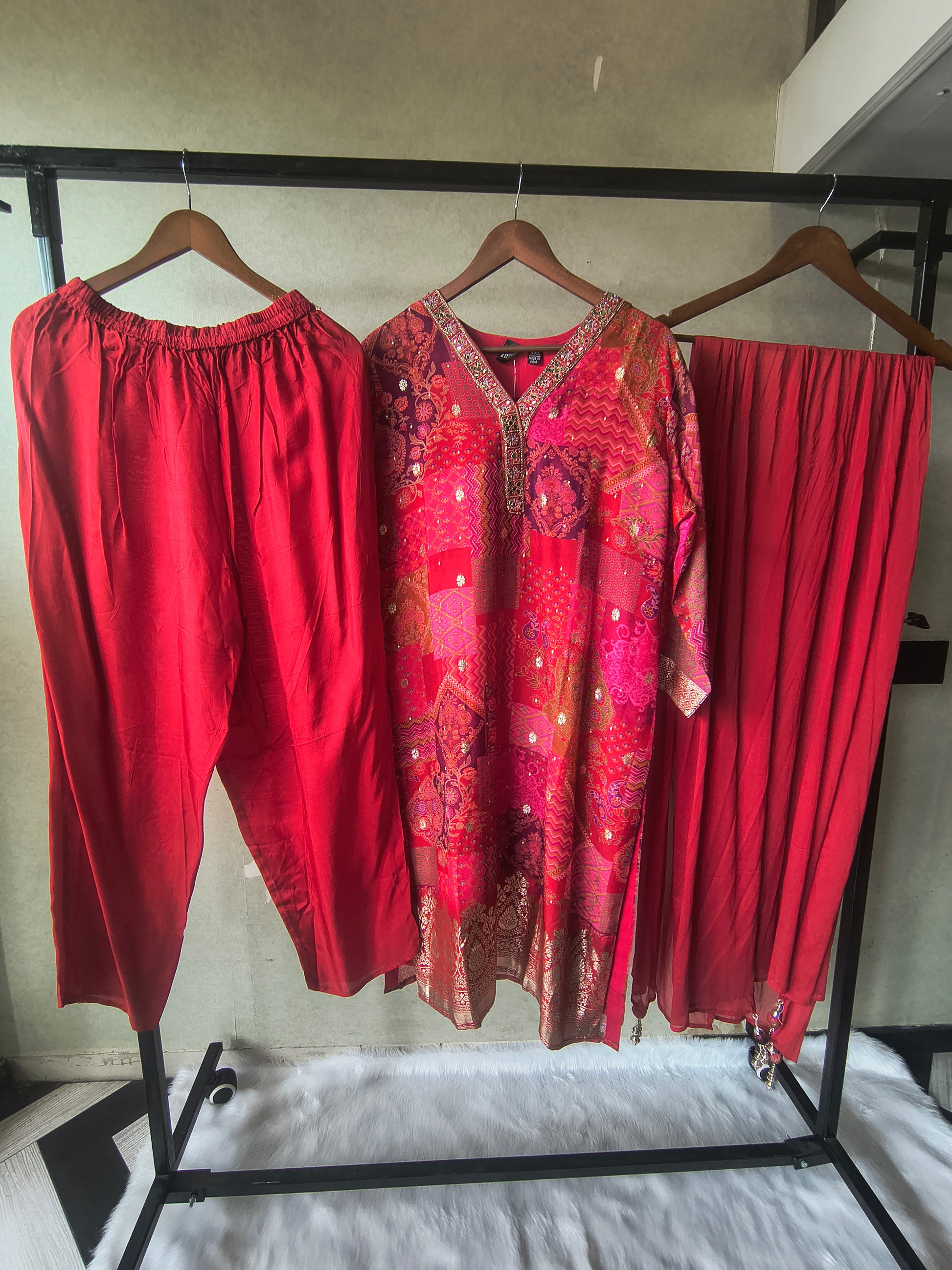 Premium Crimson Red Patchwork Printed Kurta Set with Embellished V-Neck, Solid Pants & Chiffon Dupatta