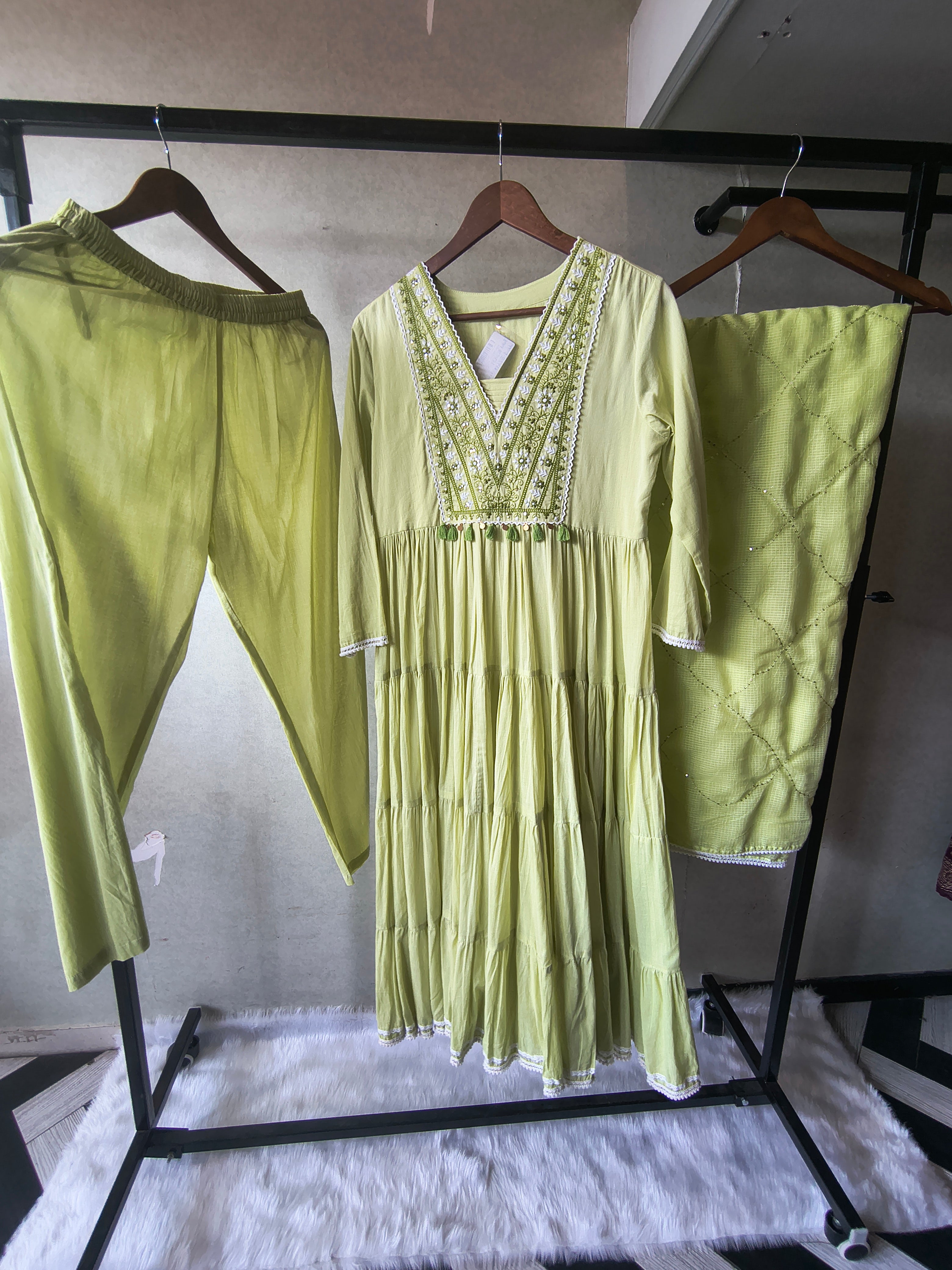 Image of Lime Green Cotton Tiered Kurta Set with Embroidered Yoke & Quilted Dupatta