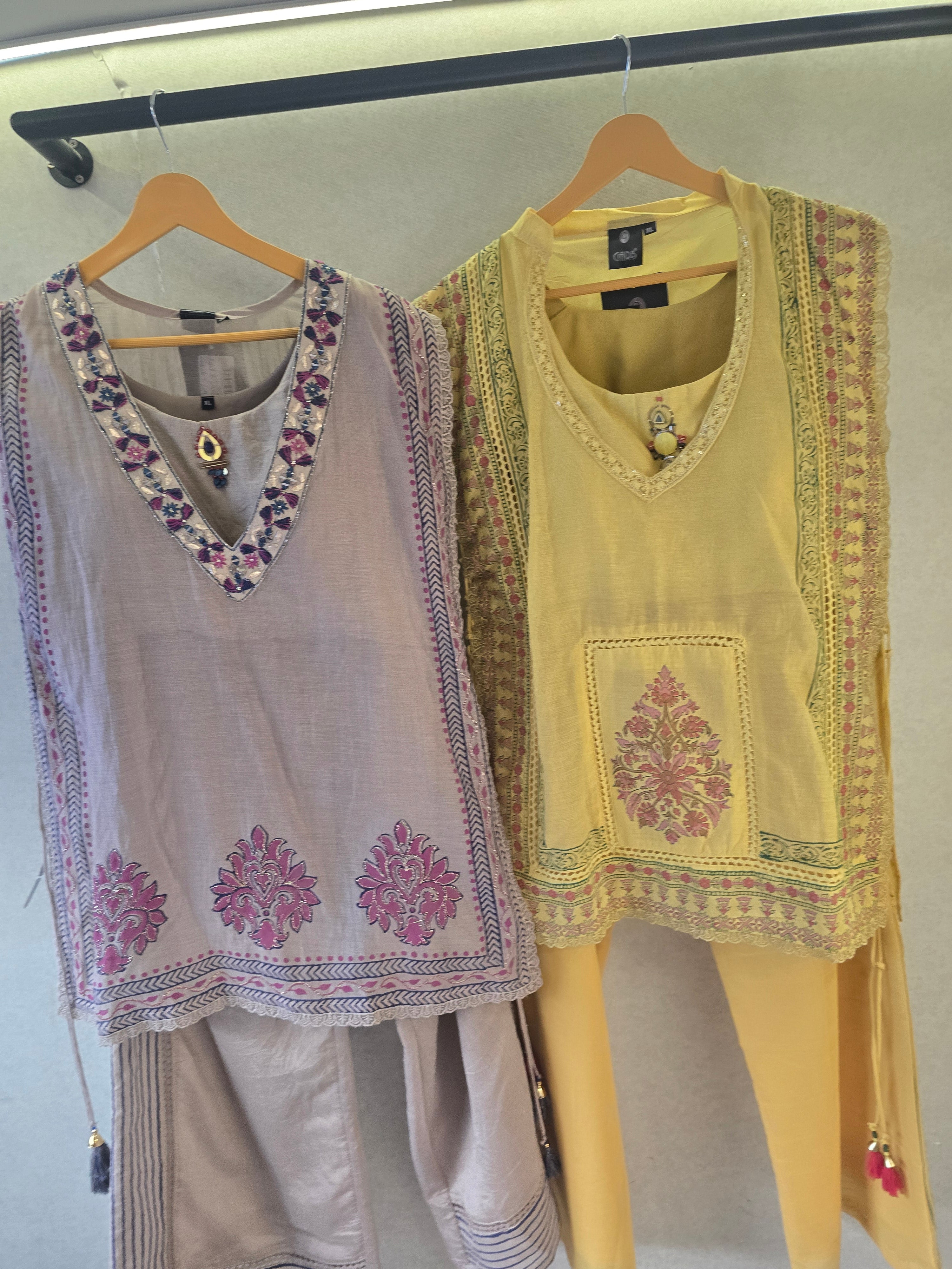 Image of Pastel Yellow Floral Print Cape Style Co-Ord Set