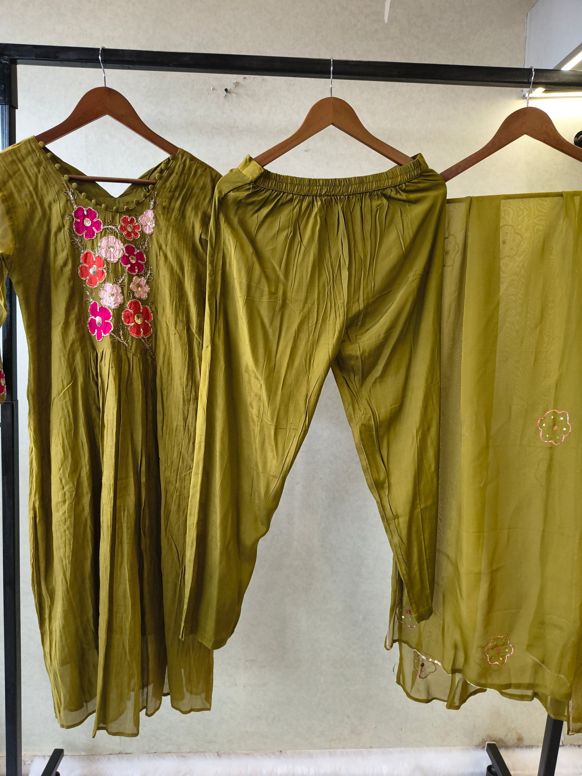 Olive Green Floral Hand-Embroidered Kurta Set with Organza Dupatta | Premium 3 Piece Ethnic Suit