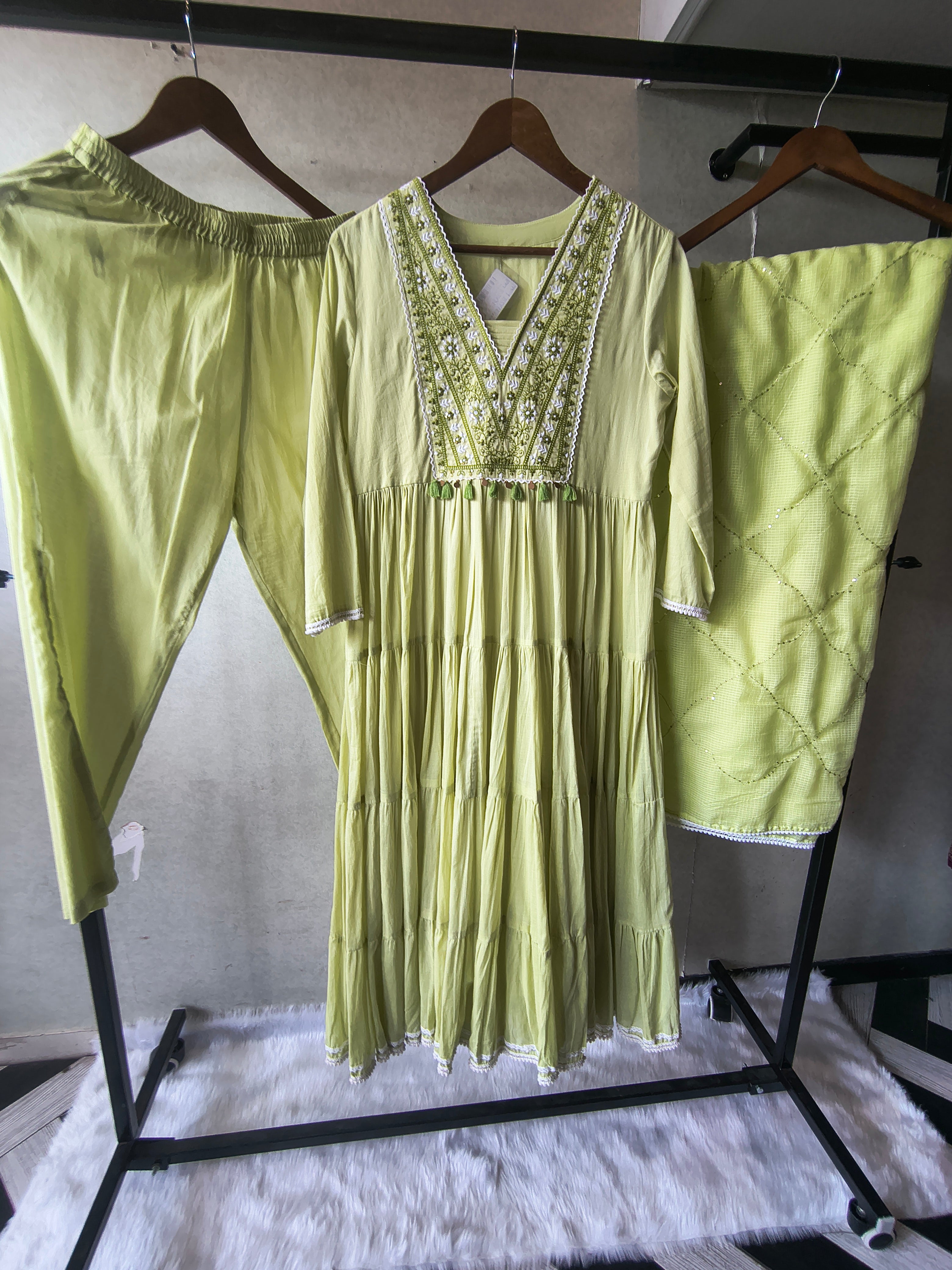 Image of Lime Green Cotton Tiered Kurta Set with Embroidered Yoke & Quilted Dupatta