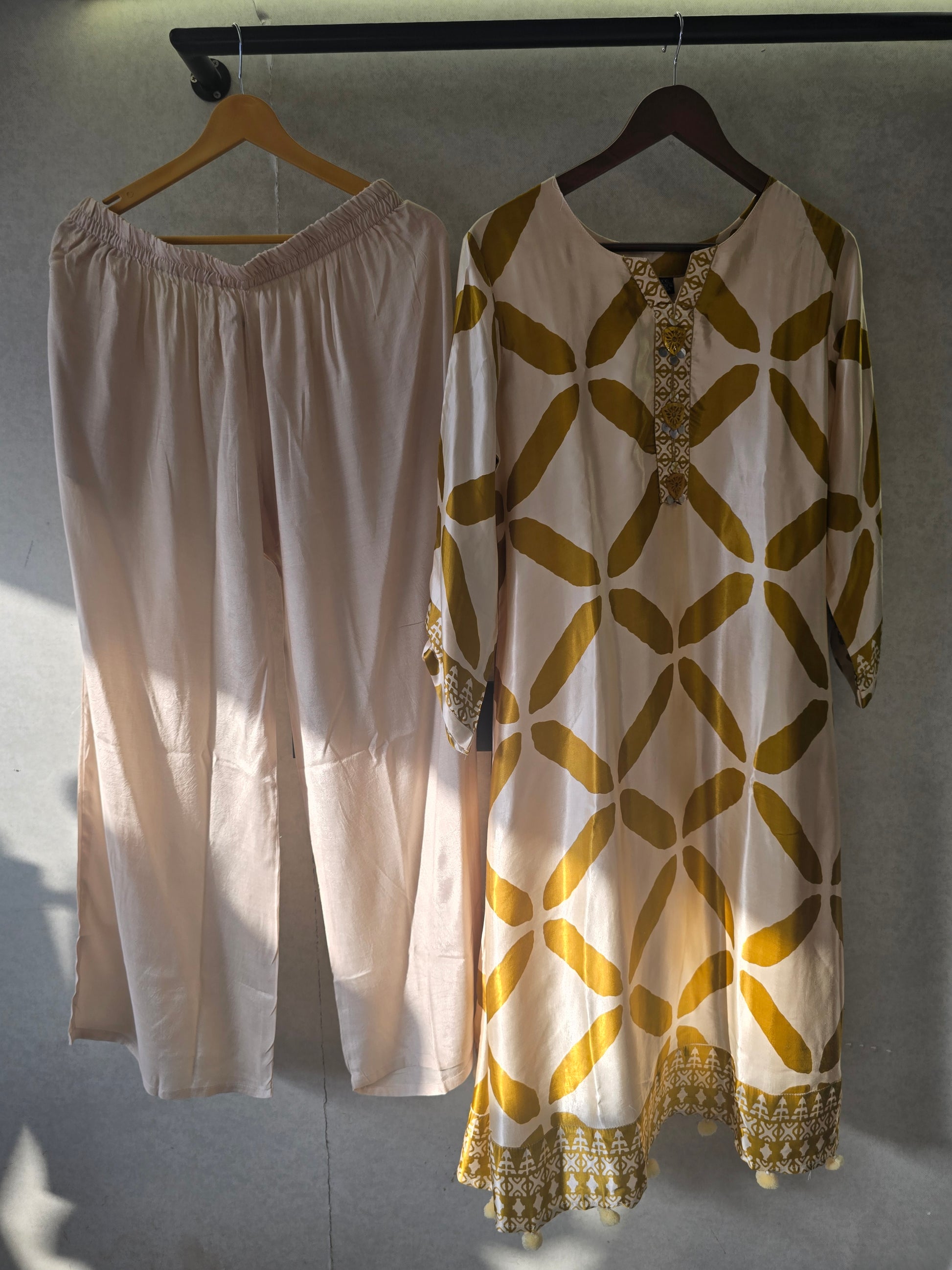 Mustard Geometric Print Kurta Pant Set