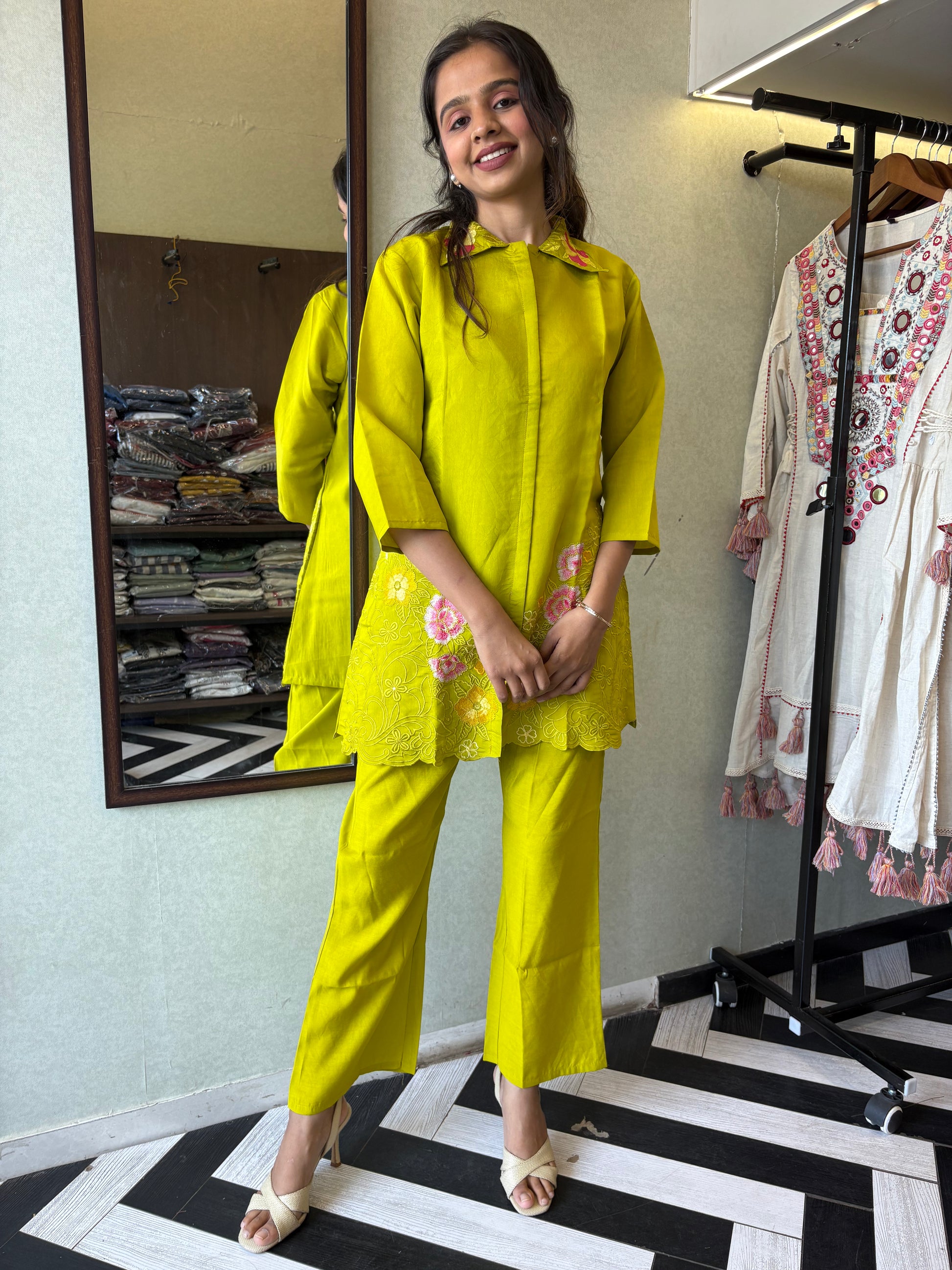 Pure cotton 2-piece coord set, featuring elegant embroidery work!