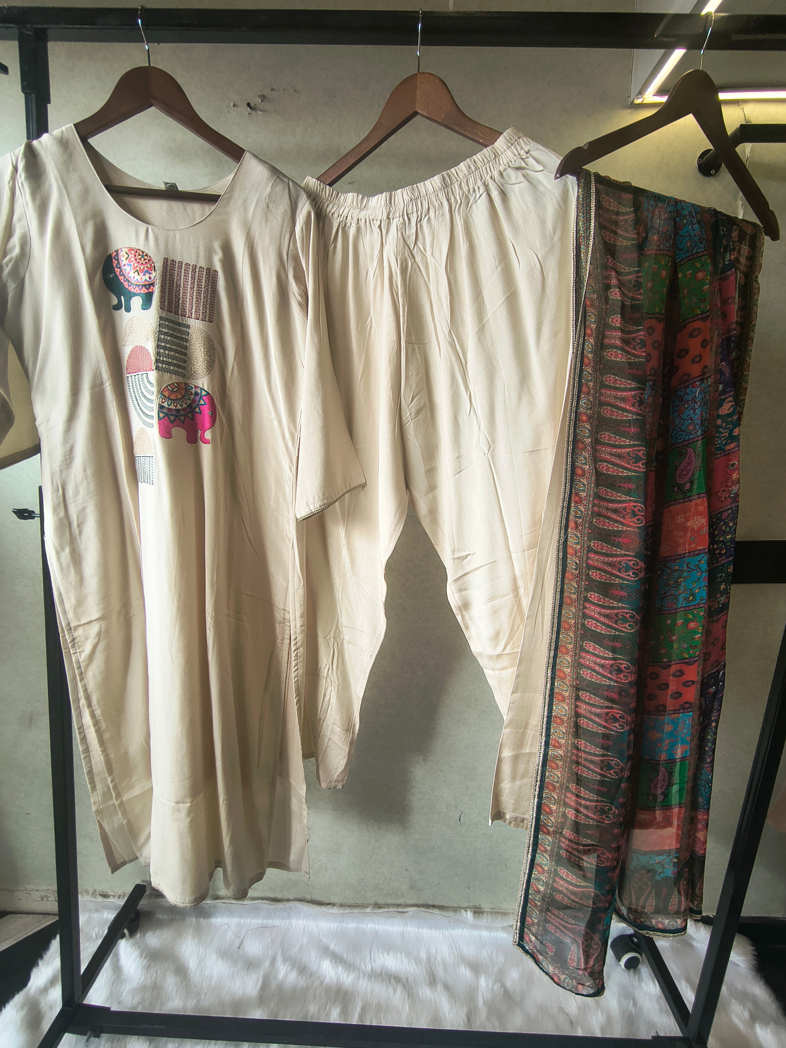 Image of Ivory Cotton Kurta Set with Elephant Motif & Printed Dupatta – Premium 3 Piece Ethnic Ensemble