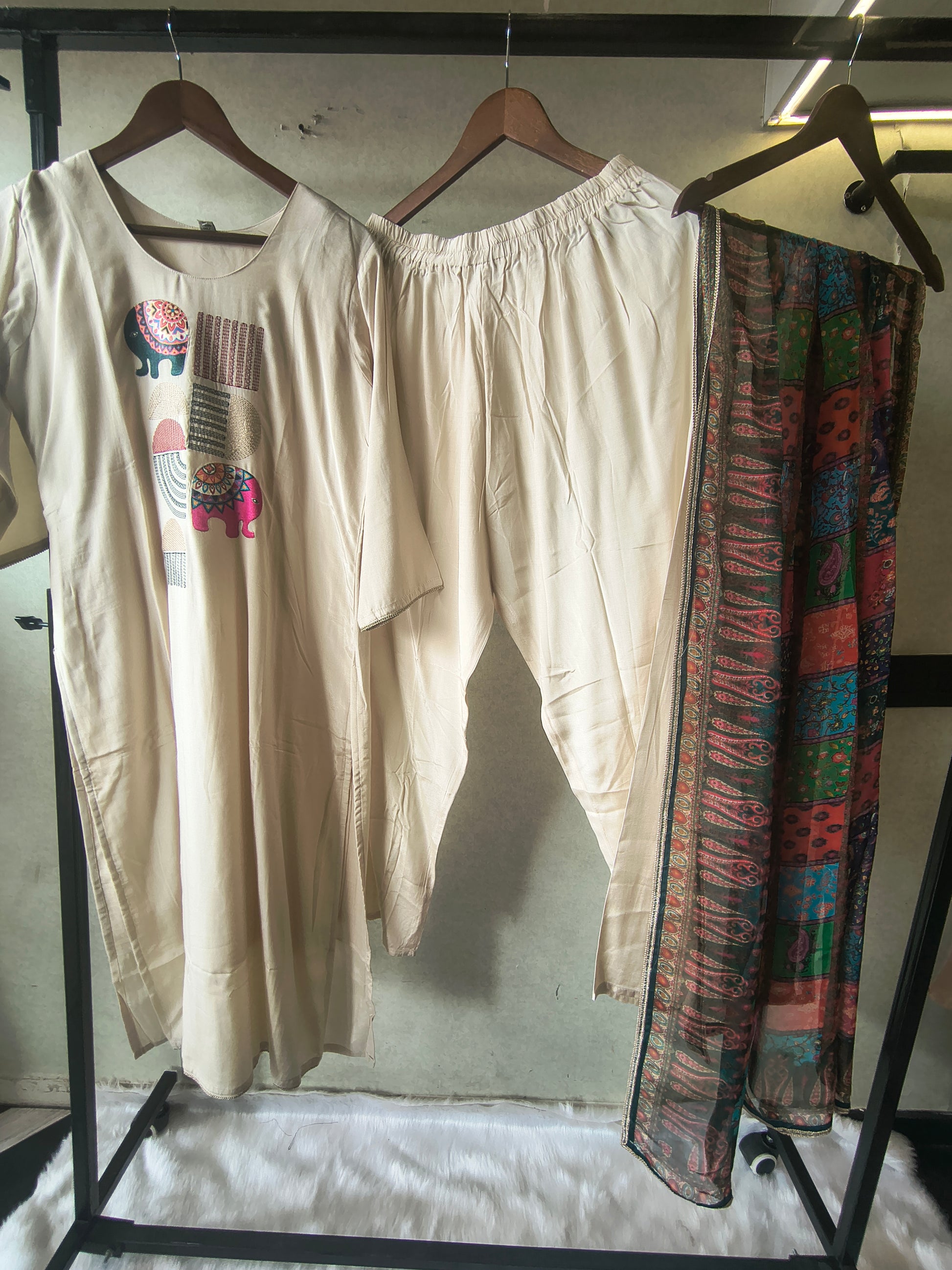 Ivory Cotton Kurta Set with Elephant Motif & Printed Dupatta – Premium 3 Piece Ethnic Ensemble