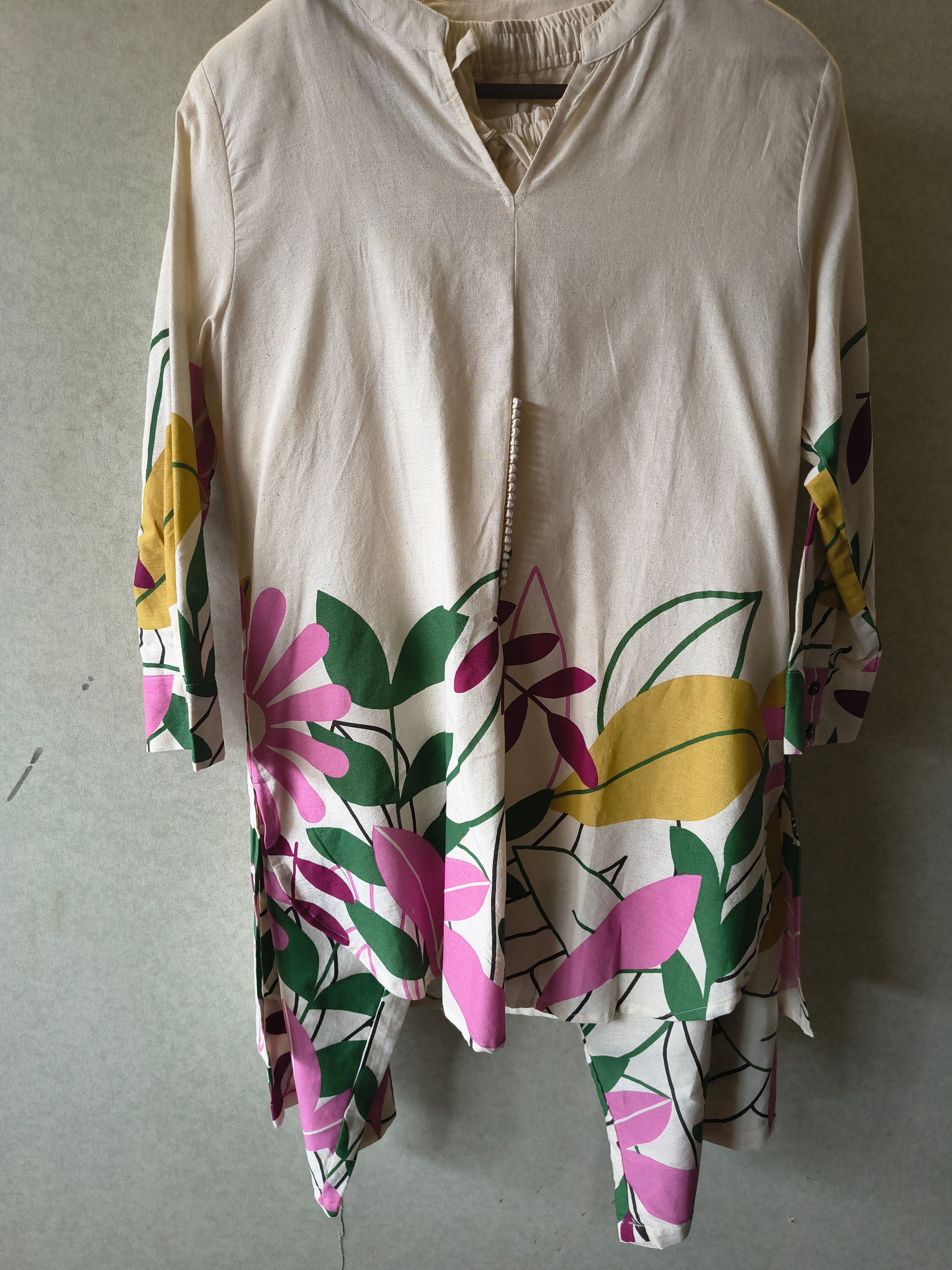 Premium Off-White Floral Printed Kurta Pant Co-Ord Set