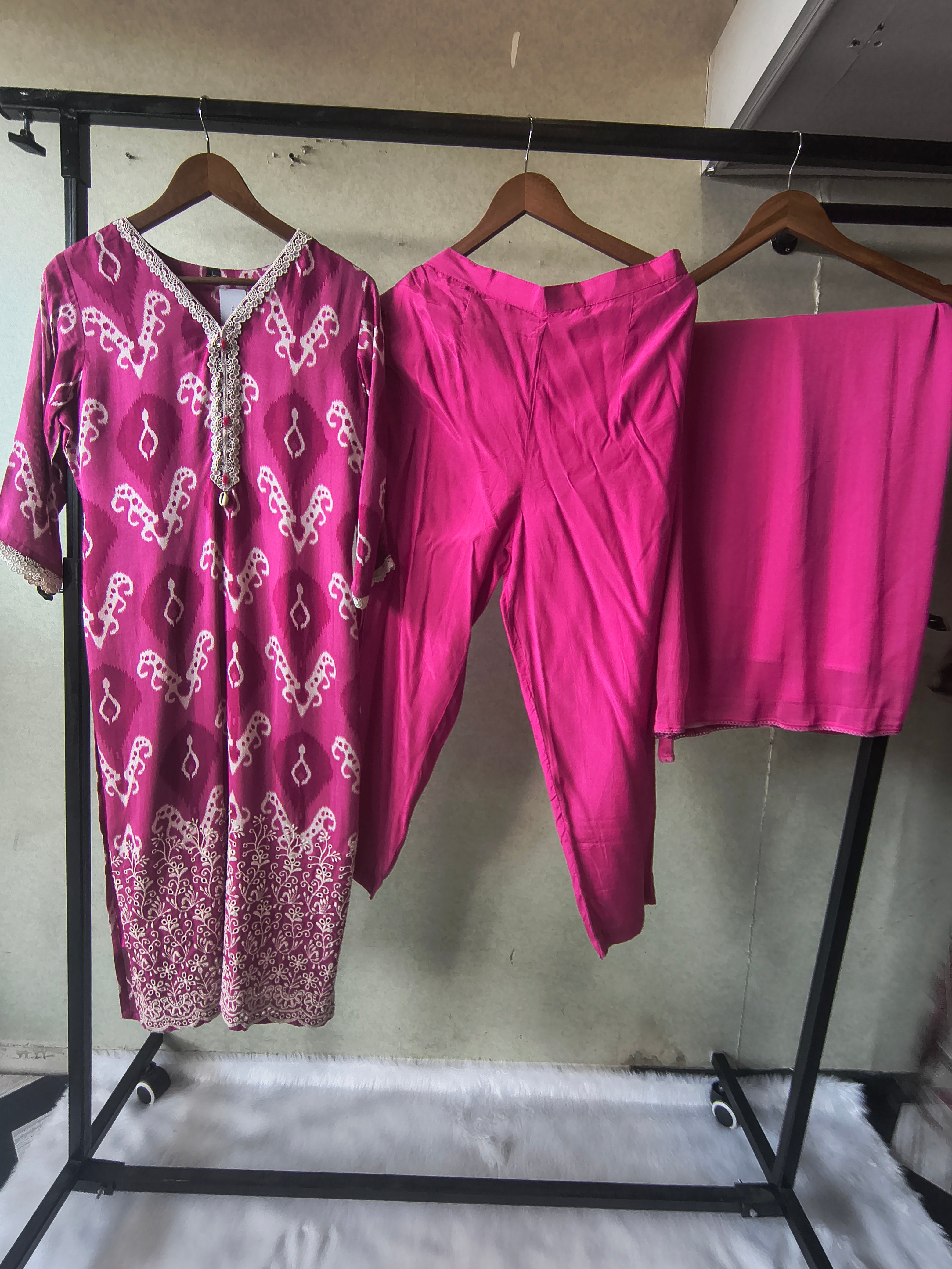 Image of Premium Magenta Ikat Printed Cotton Kurta Set with Solid Pants & Dupatta