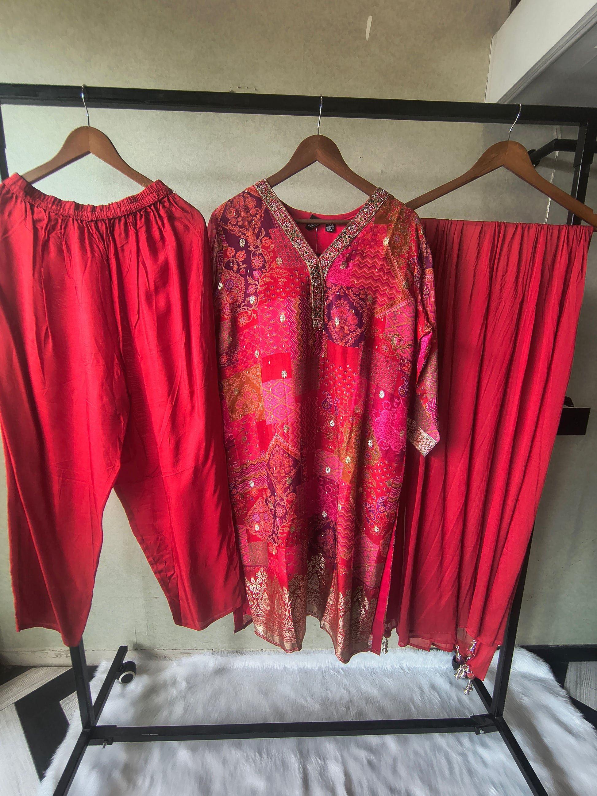 Premium Crimson Red Patchwork Printed Kurta Set with Embellished V-Neck, Solid Pants & Chiffon Dupatta