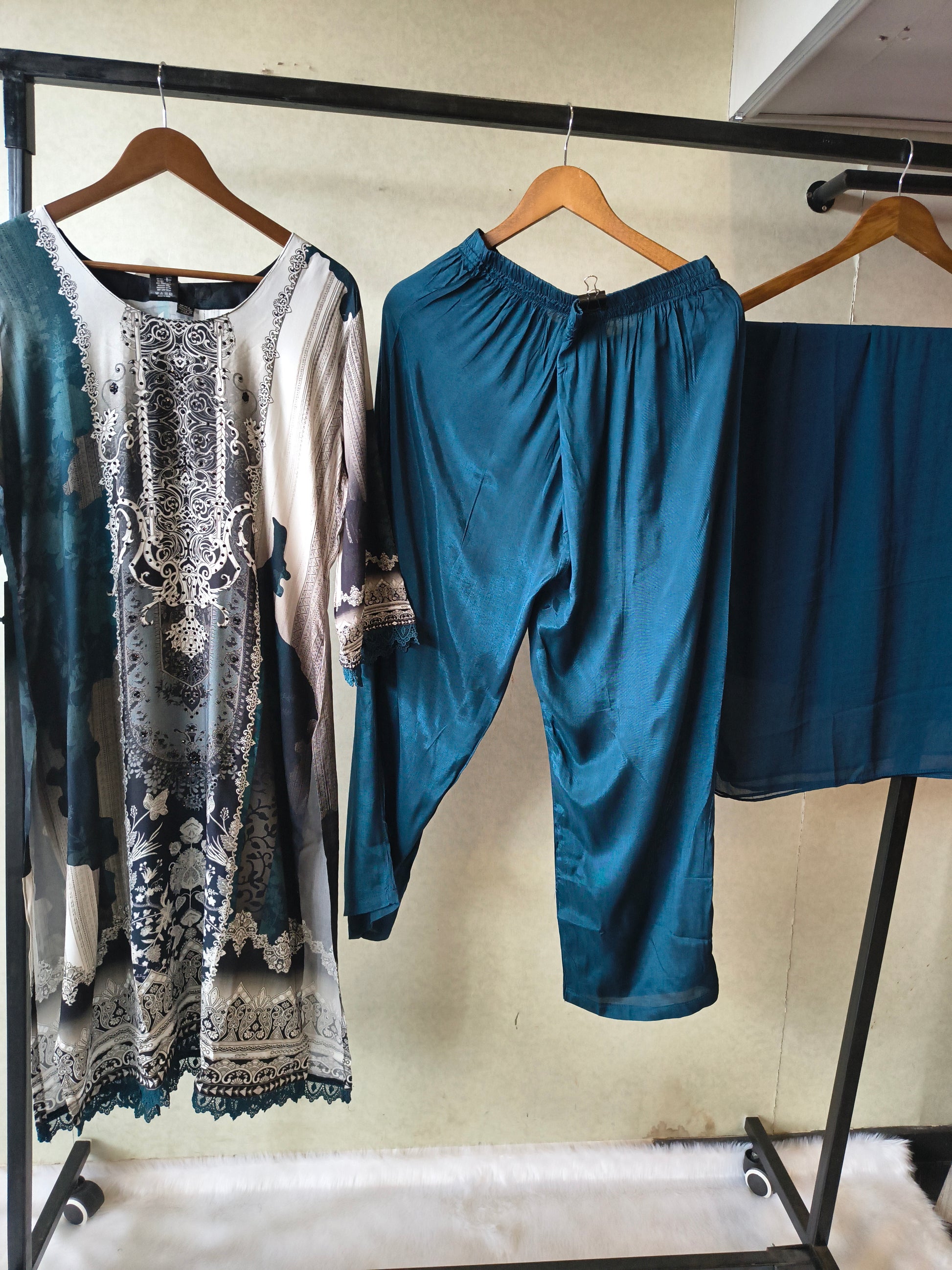 Premium Teal Blue Digital Printed Kurta Set with Solid Pants & Chiffon Dupatta
