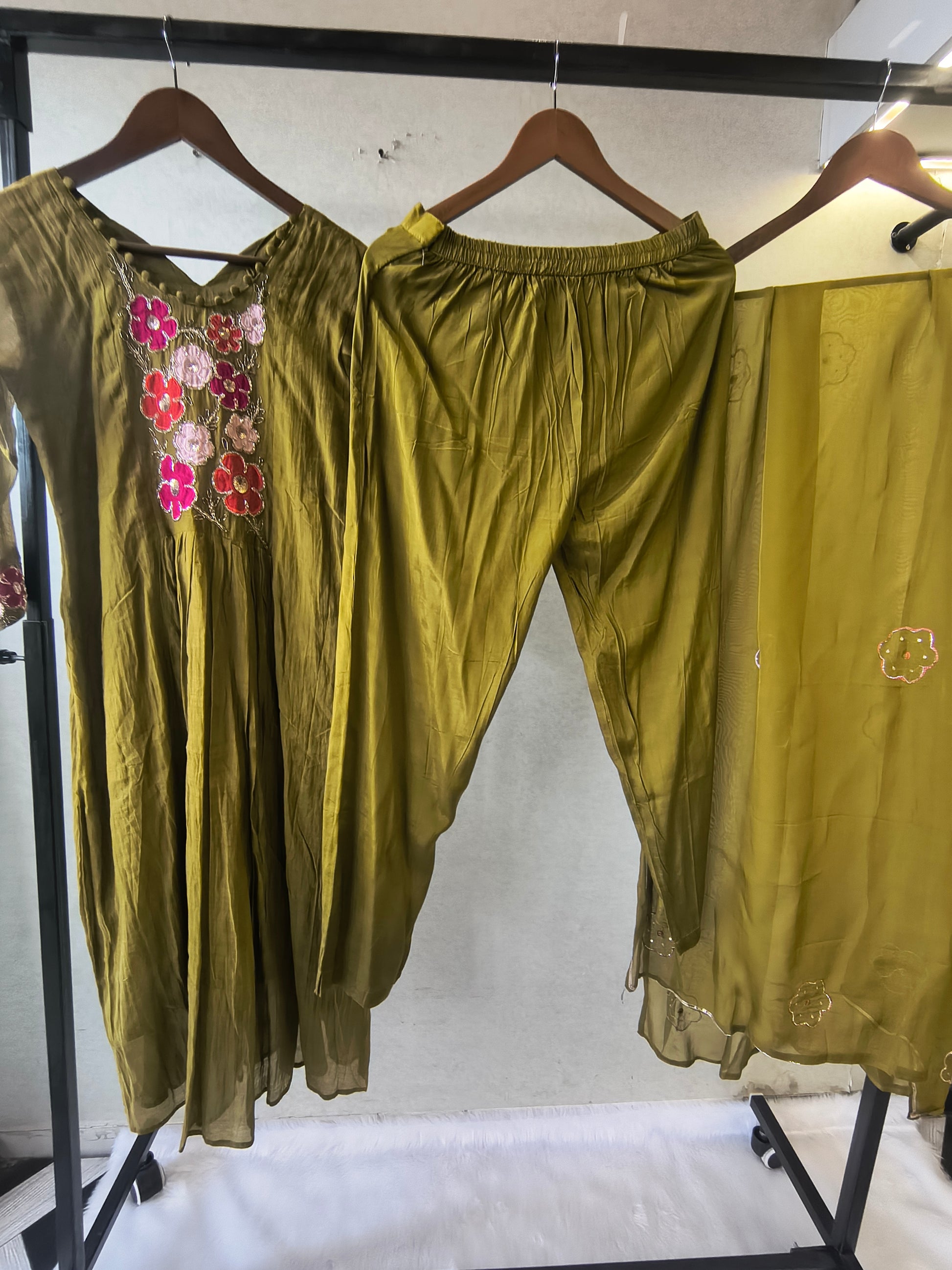 Olive Green Floral Hand-Embroidered Kurta Set with Organza Dupatta | Premium 3 Piece Ethnic Suit