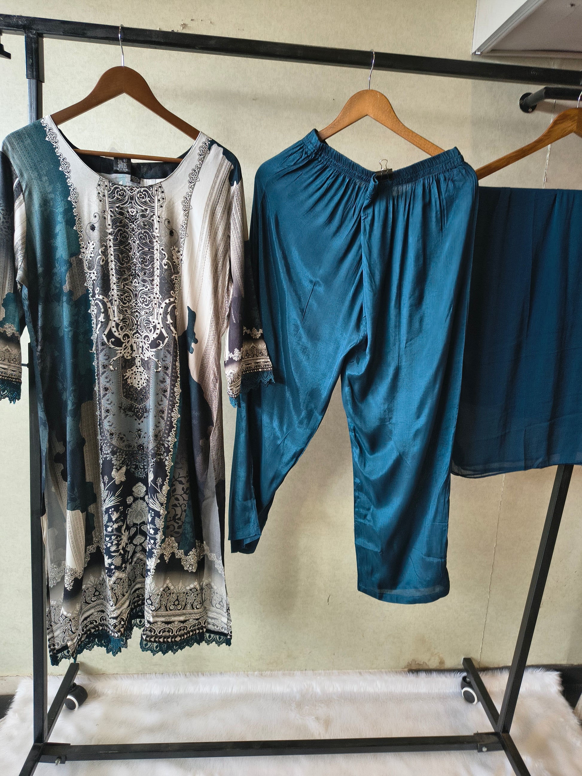 Premium Teal Blue Digital Printed Kurta Set with Solid Pants & Chiffon Dupatta