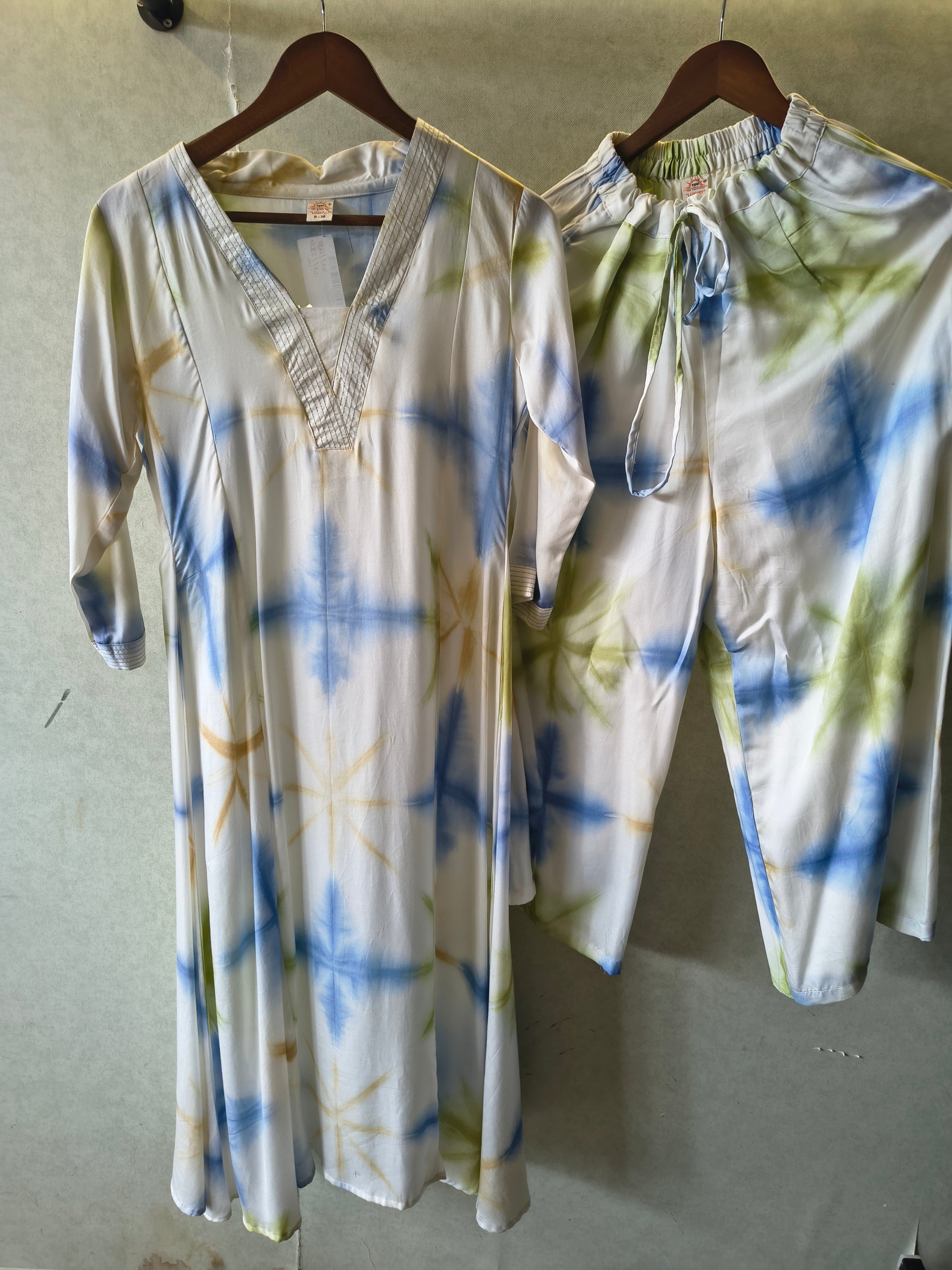 Ivory Tie-Dye Print Premium Flared Co-Ord Set