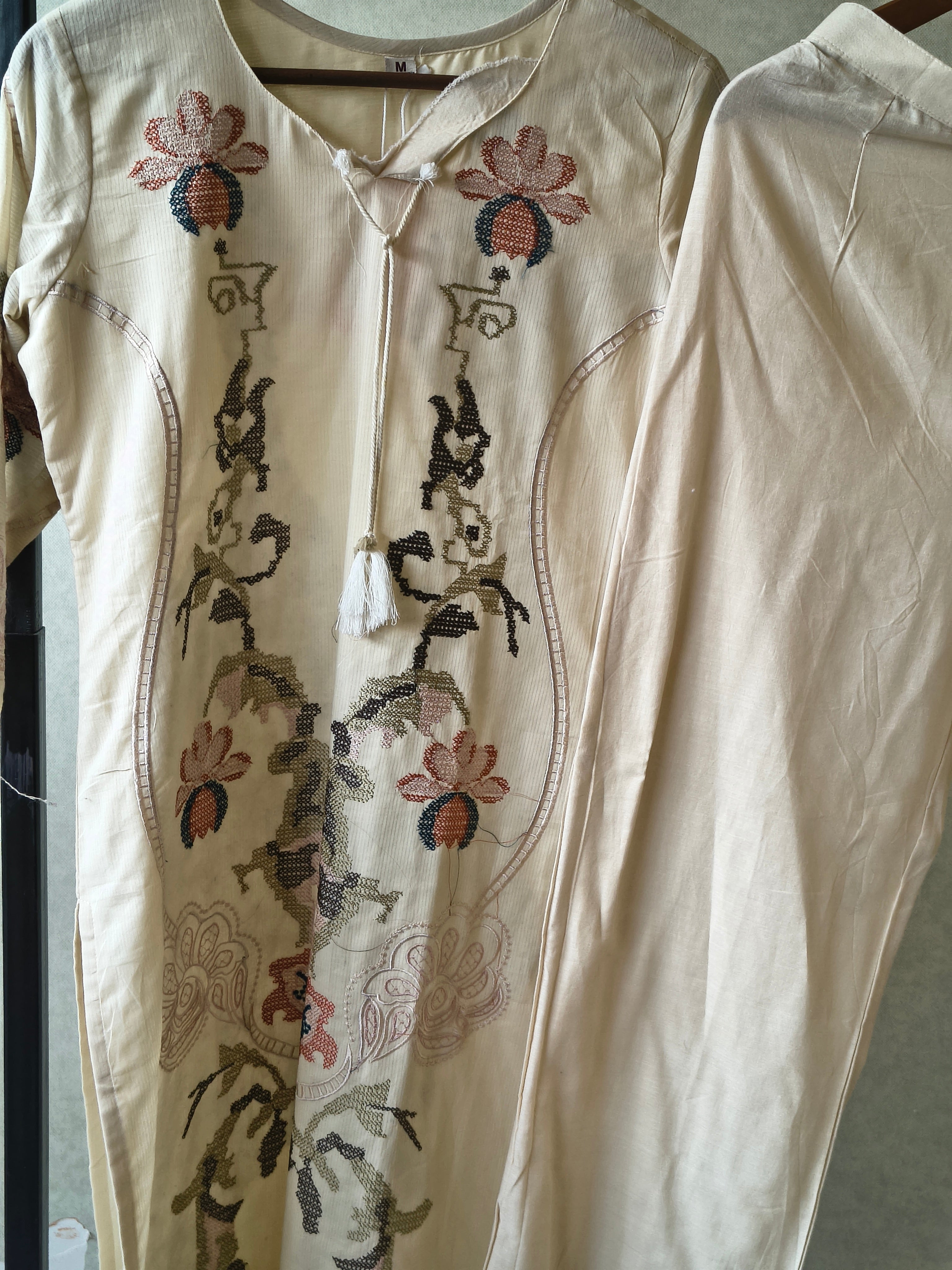 Image of Ivory Cotton 3-Piece Suit Set with Floral Vine Embroidery & Embroidered Dupatta